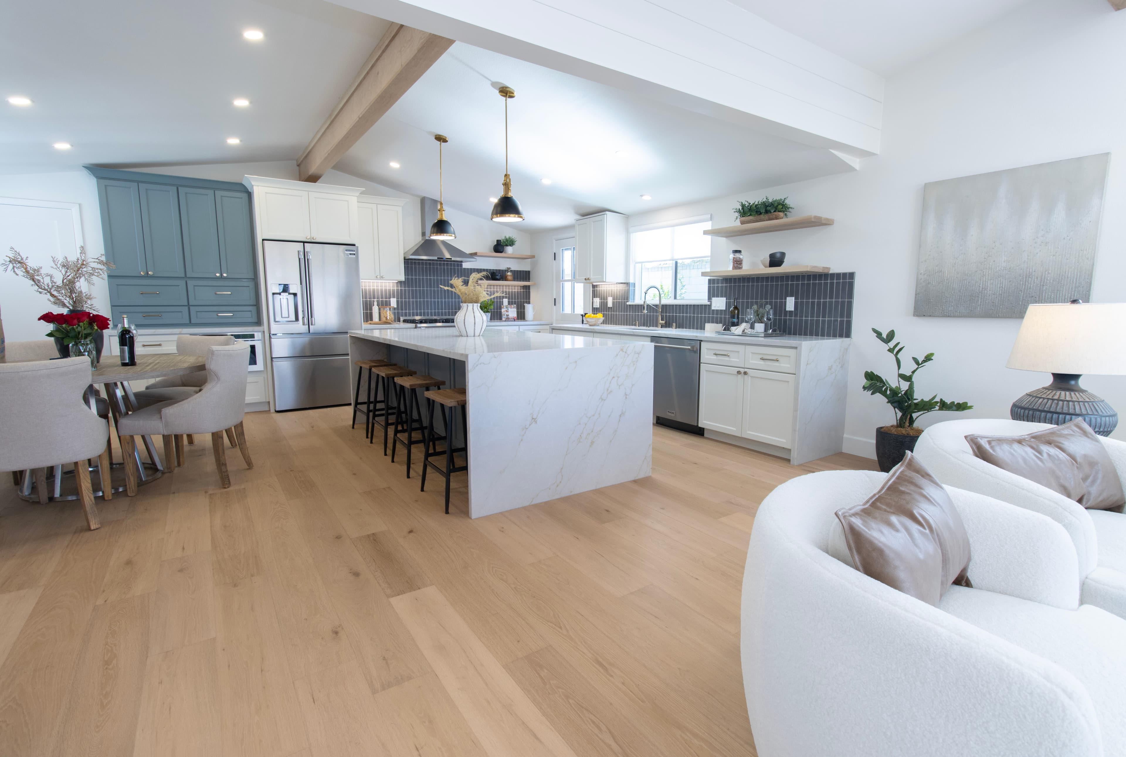 Sonoma Salt Oak Hardwood Barrel Flooring - Image 3