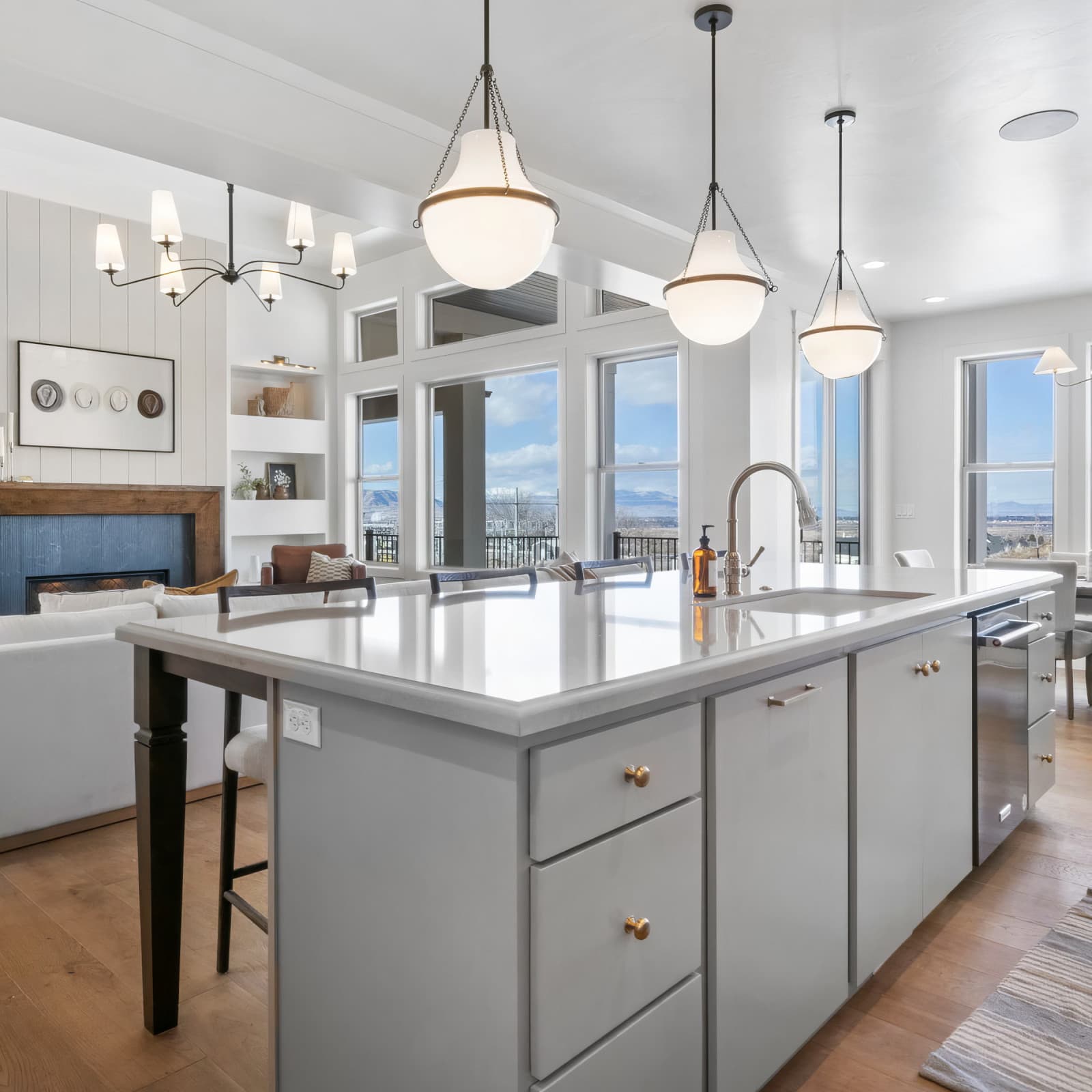 CALI Pacific Crush Engineered Hardwood - Green to the Core Flooring Barrel Collection - view 3