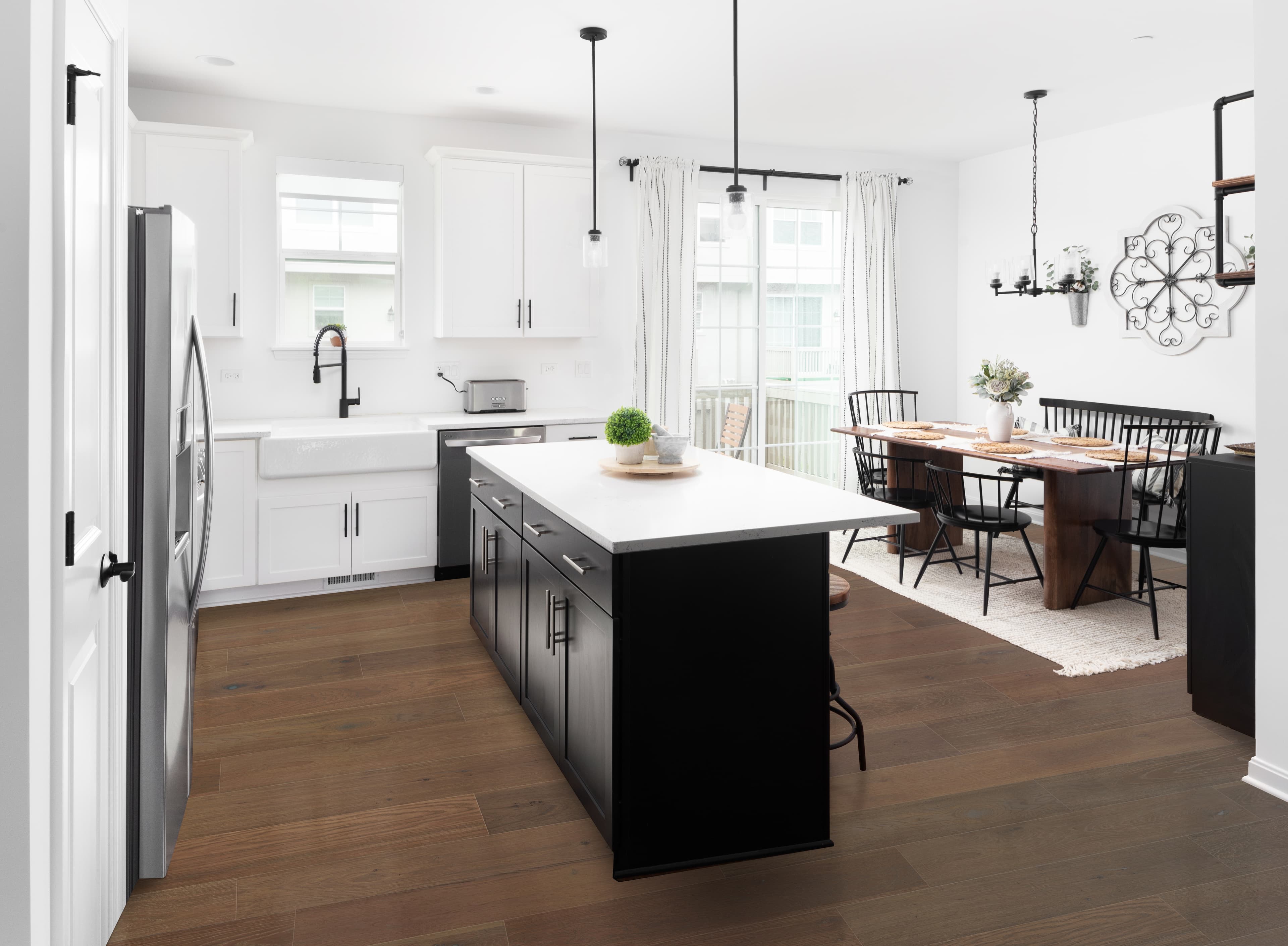 Carmel Valley Oak Engineered Hardwood Flooring - Image 4