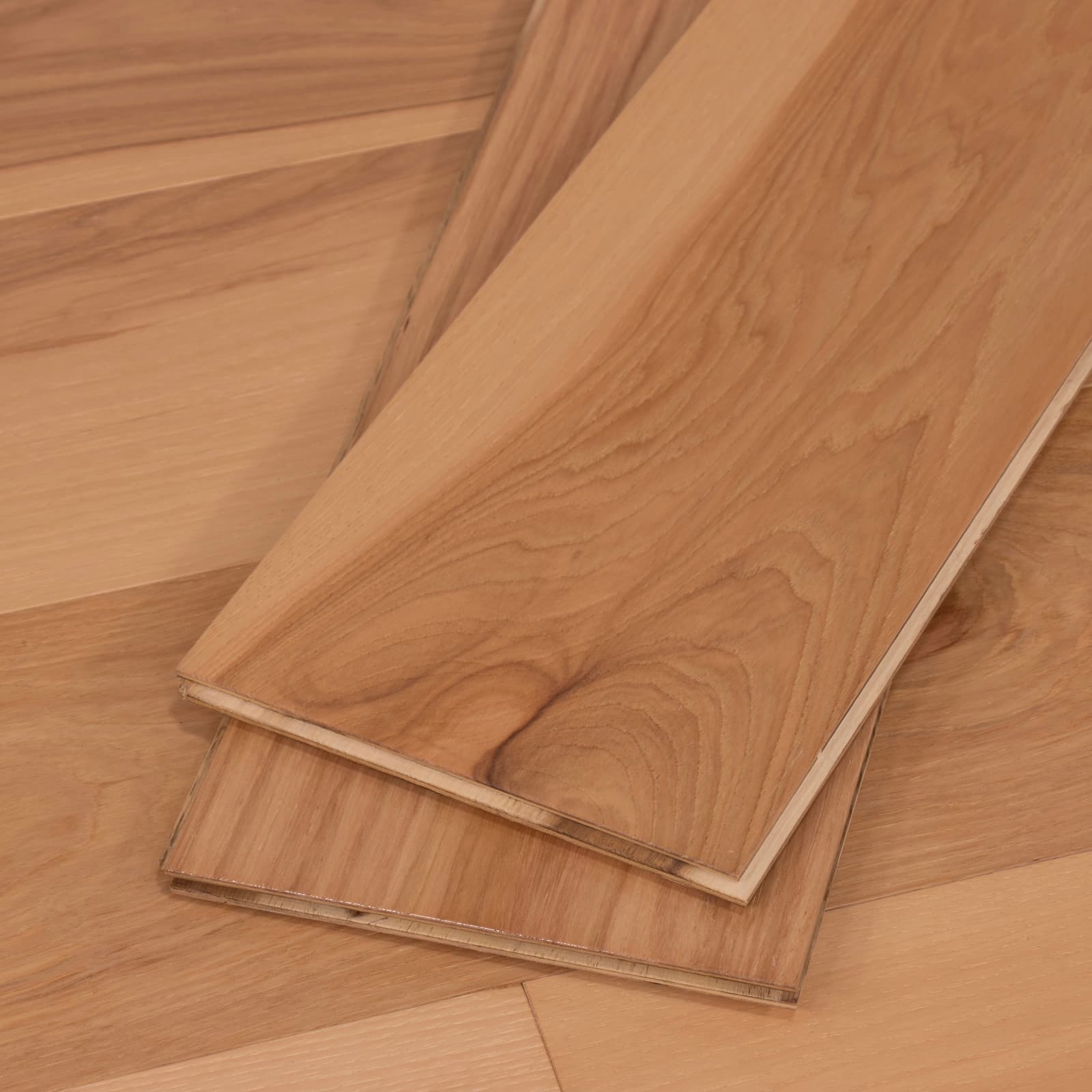 CALI Natural Hickory Engineered Flooring — Varietals Collection — detail view 6