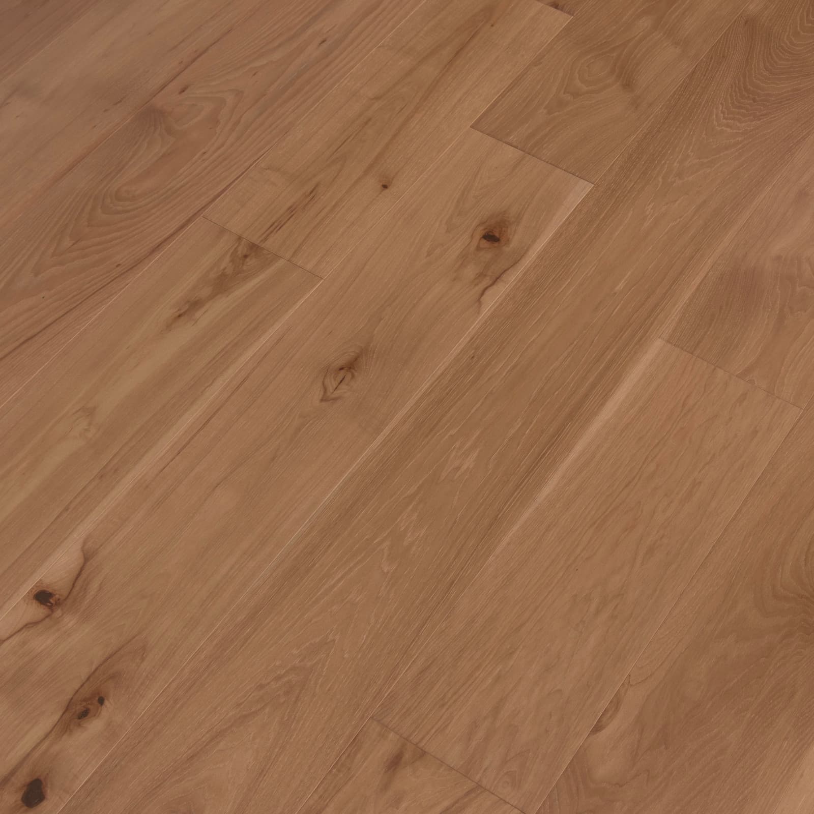 CALI Cured Hickory Engineered Flooring — Varietals Collection — plank close-up