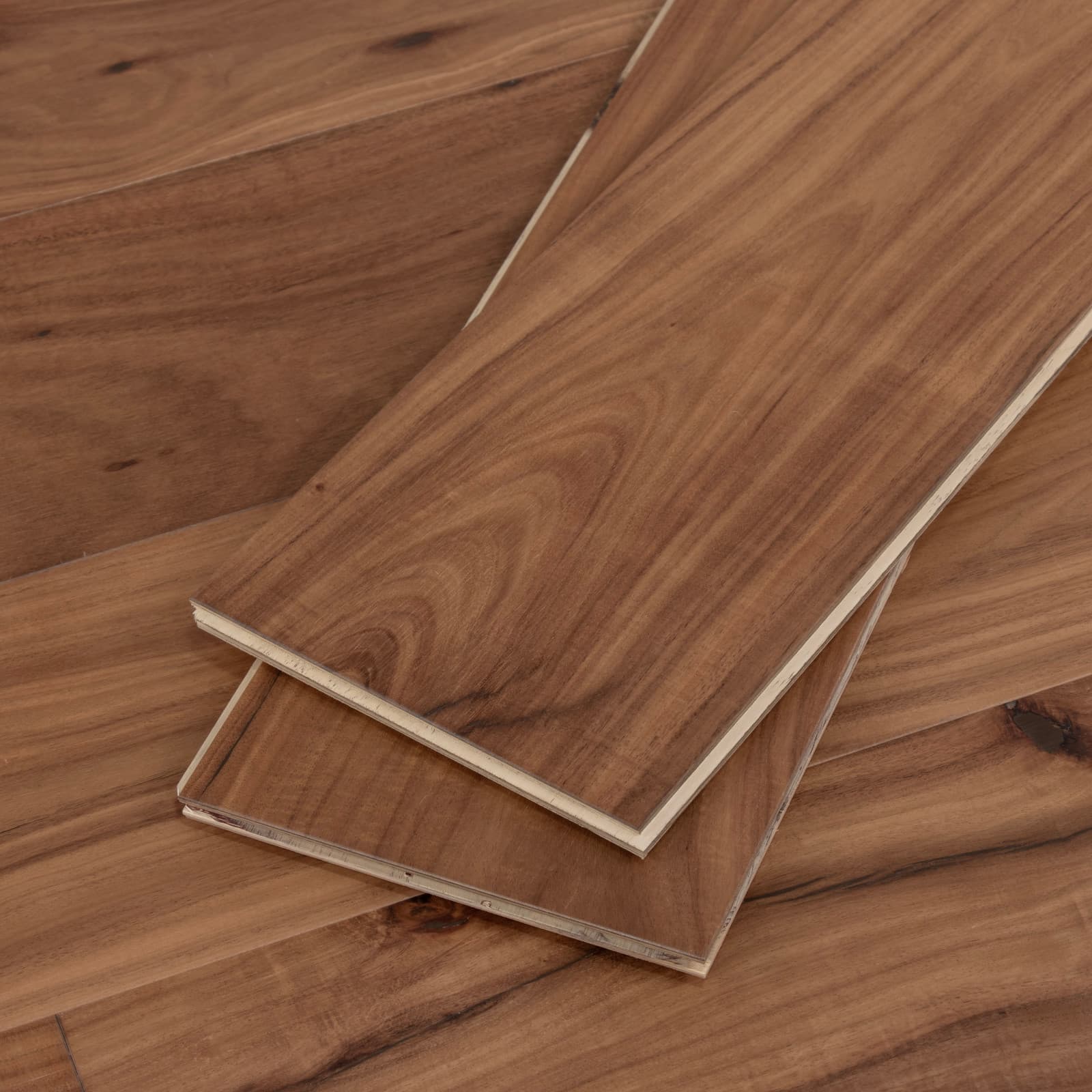 CALI Natural Acacia Engineered Flooring — Varietals Collection — detail view 6