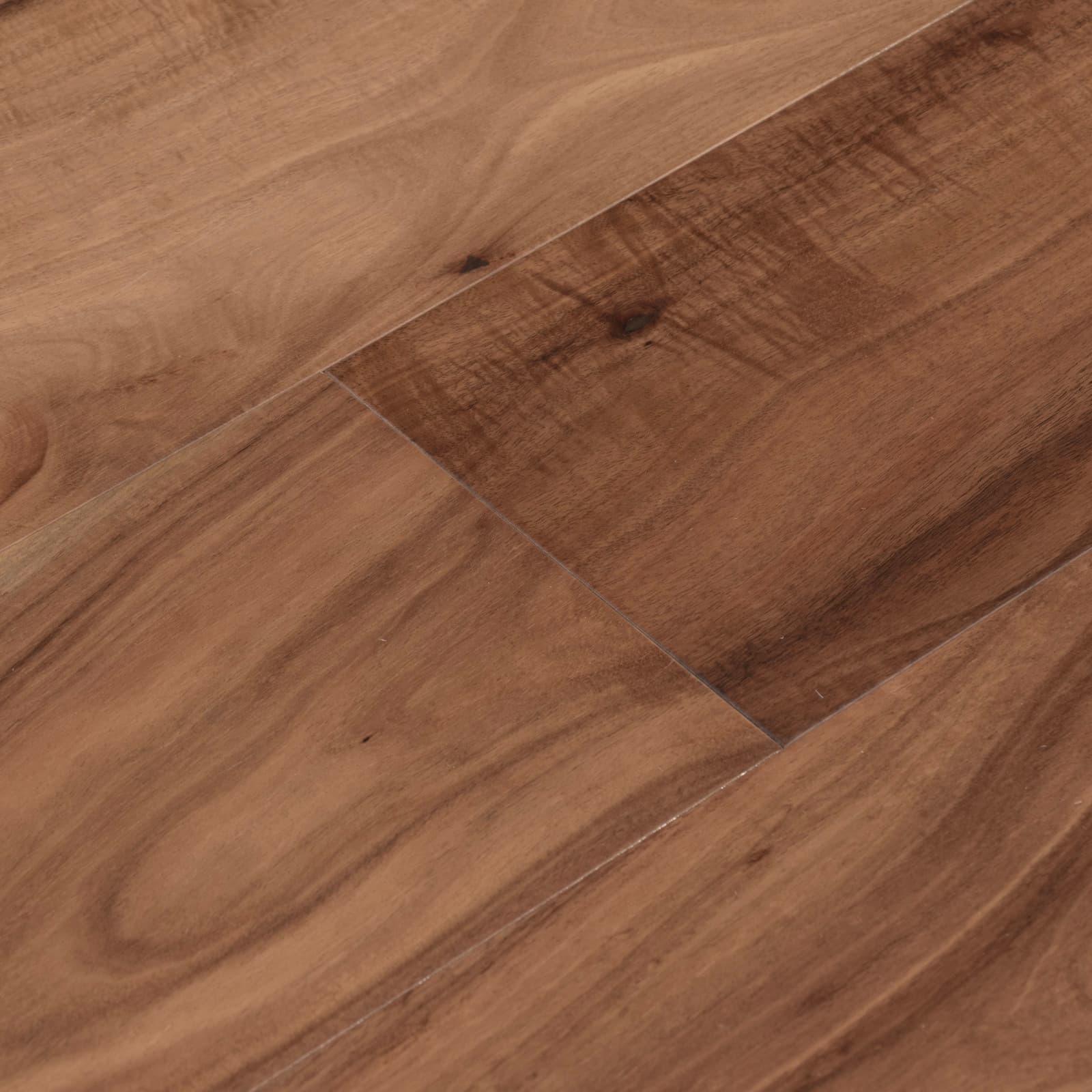 CALI Natural Acacia Engineered Flooring — Varietals Collection — detail view 5