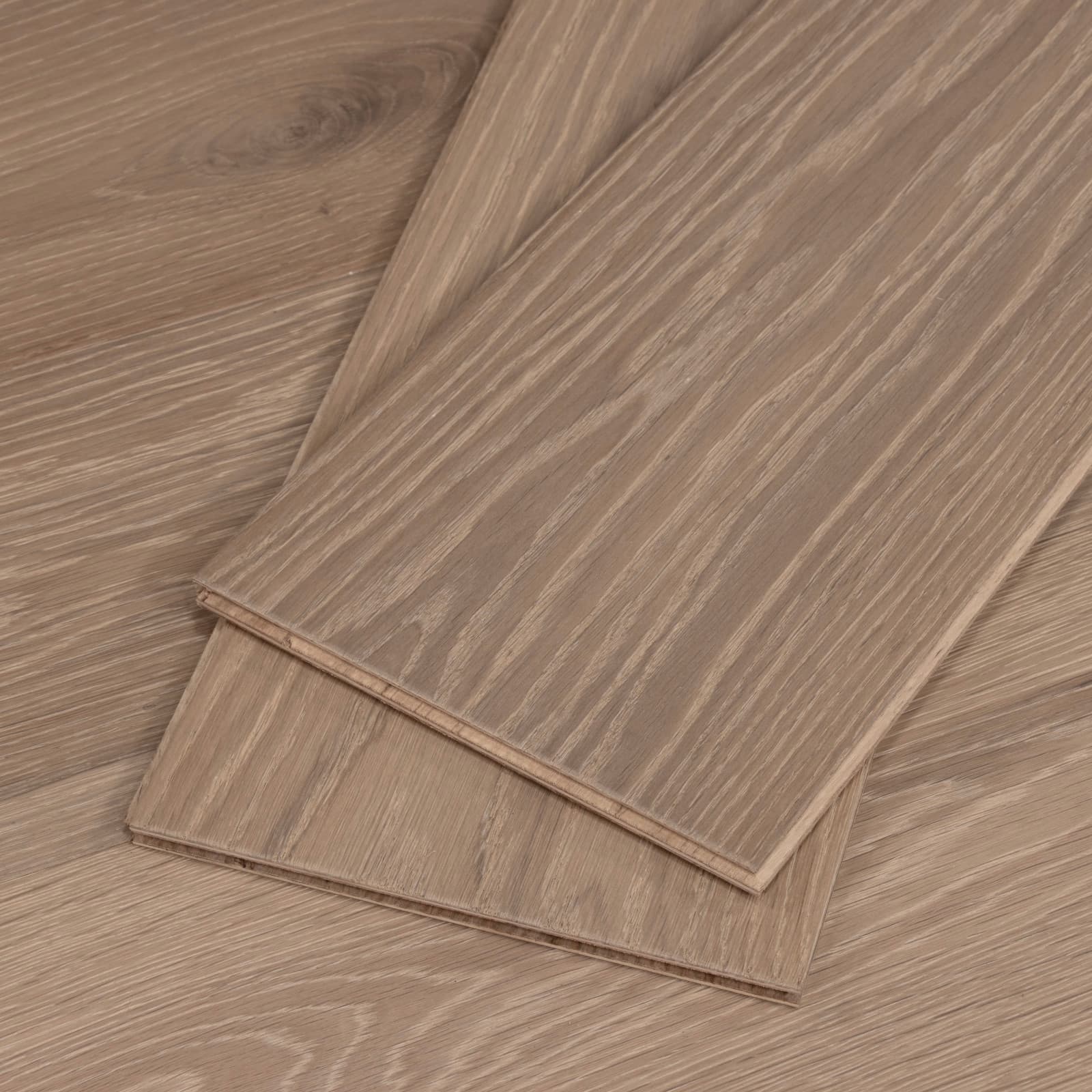 CALI Shipboard Sauv Engineered Hardwood - Green to the Core Flooring — First Press Collection — detail view 7