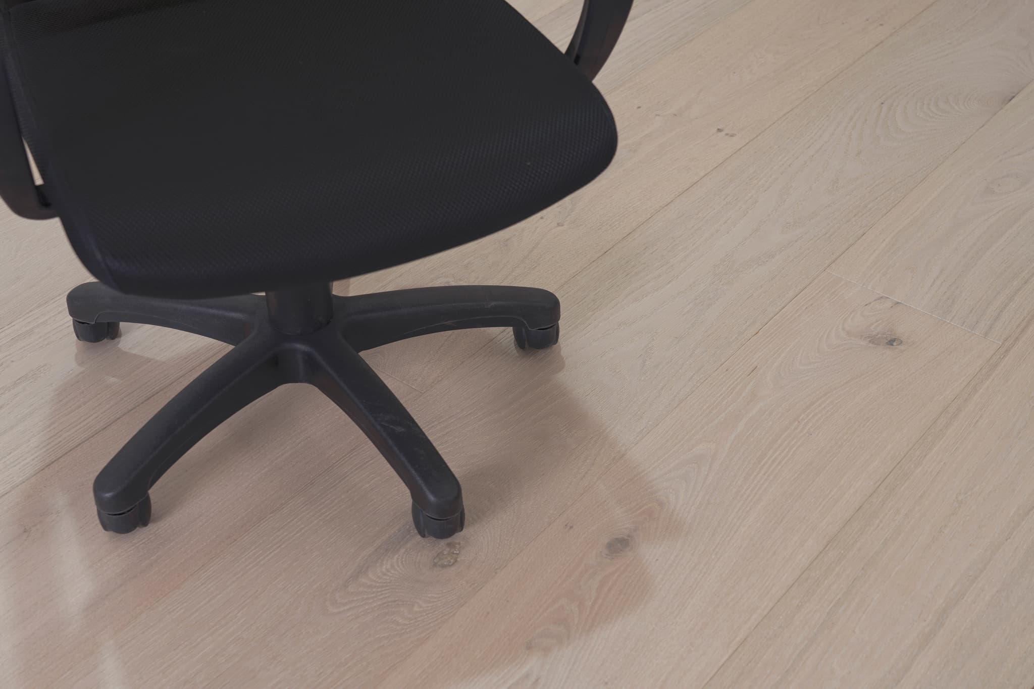 CALI Provincial Ivory Engineered Hardwood - Green to the Core Flooring Barrel First Press Collection - view 2