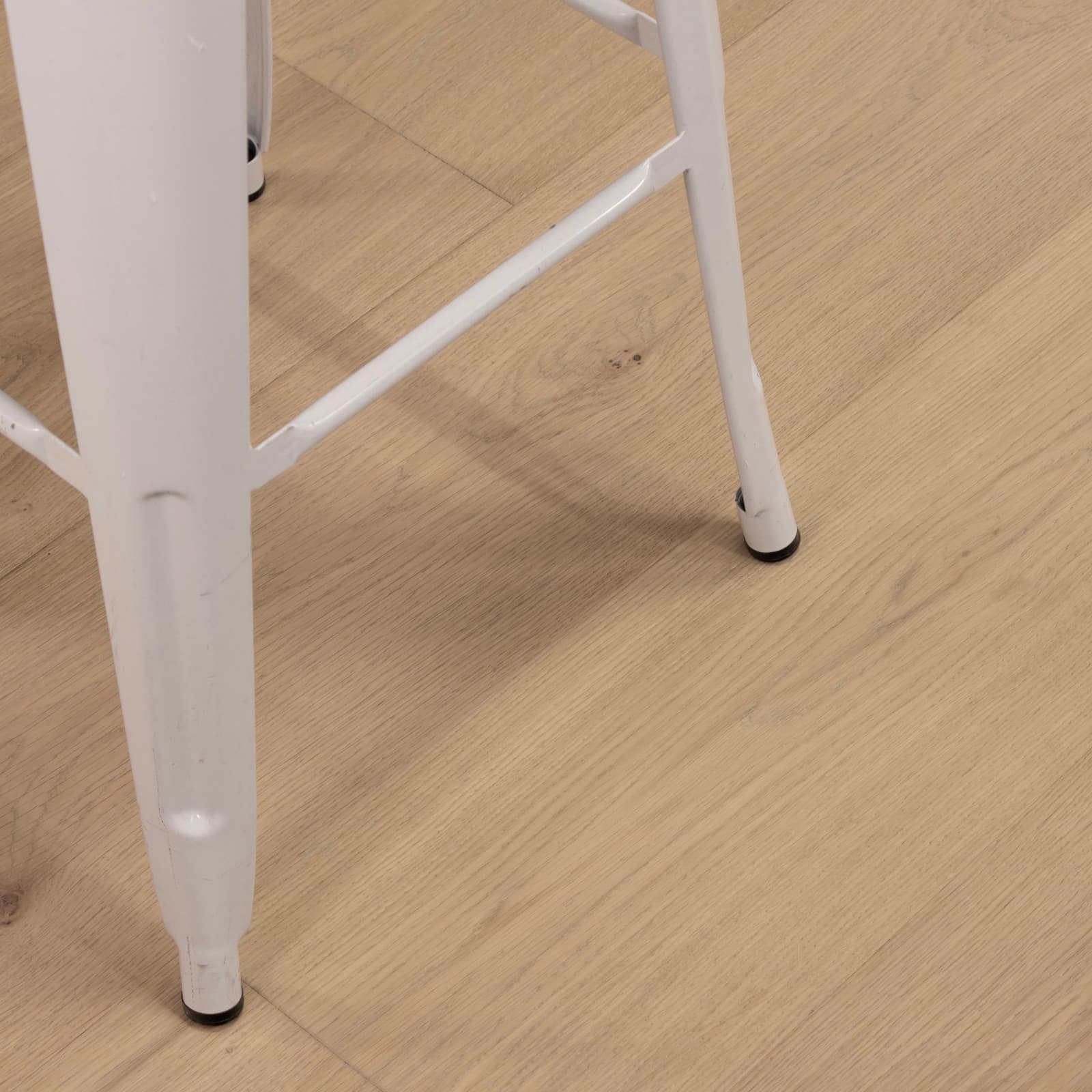 CALI Linden Blossom Engineered Hardwood - Green to the Core Flooring — First Press Collection — detail view 4