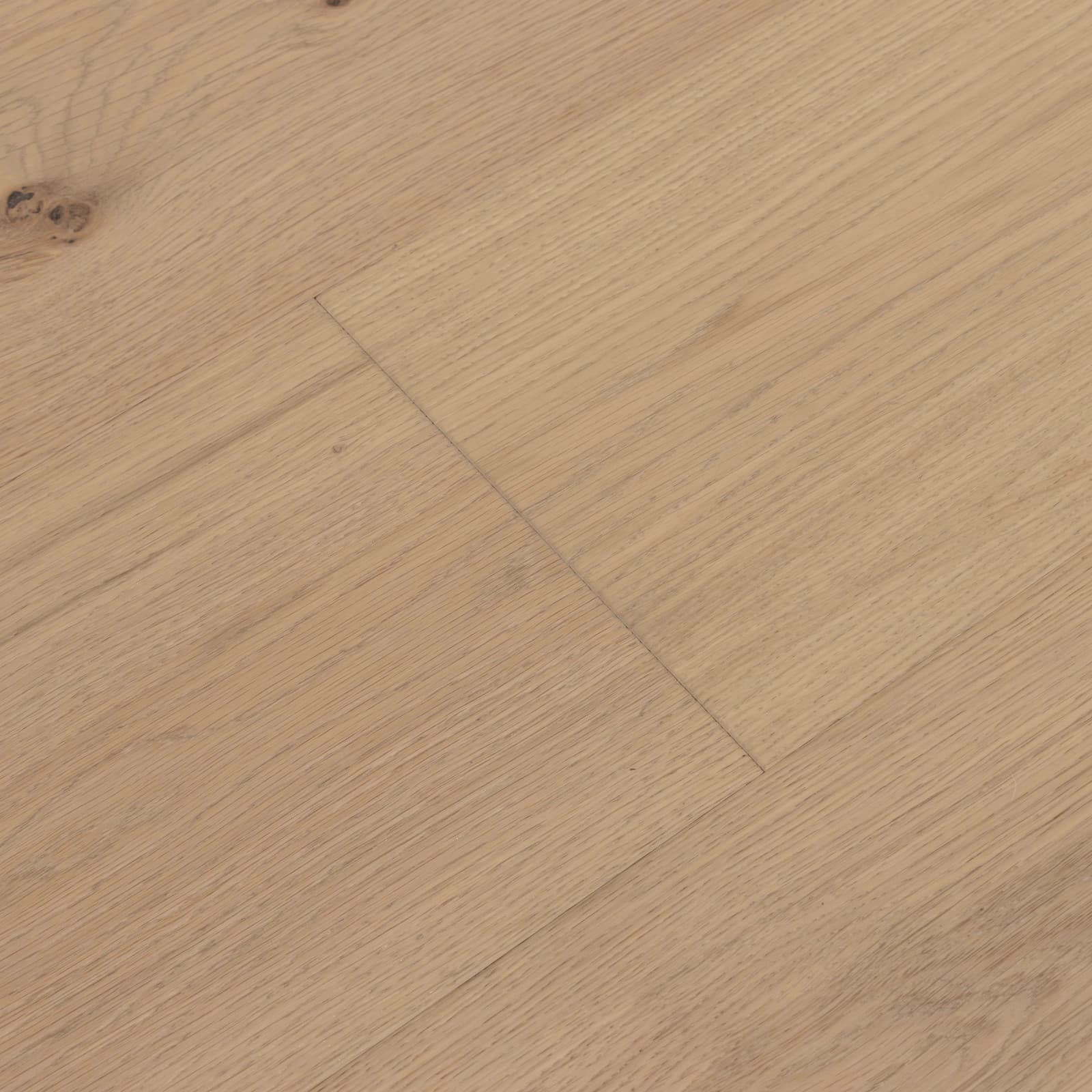 CALI Linden Blossom Engineered Hardwood - Green to the Core Flooring — First Press Collection — detail view 6