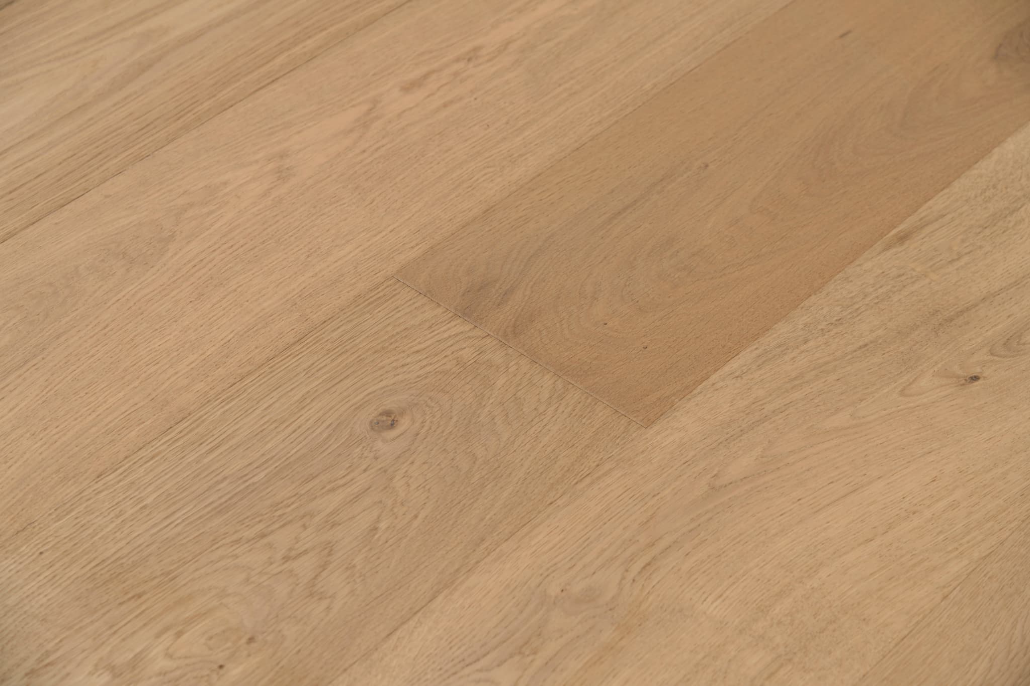 CALI Strawvignon Blanc Engineered Hardwood - Green to the Core Flooring Barrel First Press Collection - view 3