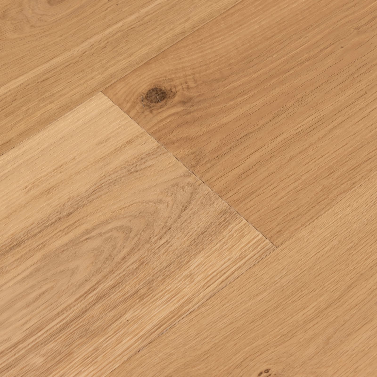 CALI Strawvignon Blanc Engineered Hardwood - Green to the Core Flooring — First Press Collection — detail view 4