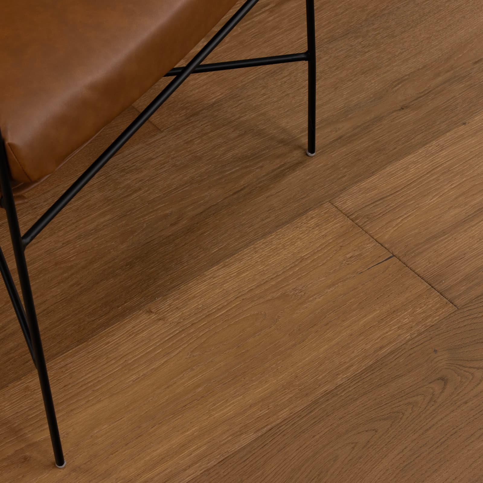 CALI Knotmeg Engineered Hardwood - Green to the Core Flooring — First Press Collection — detail view 3