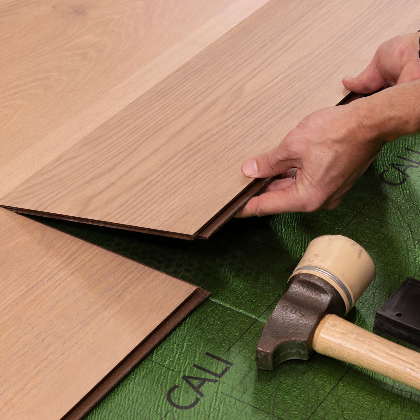 CALI Capitola Caramel Flooring — Mavericks Collection — detail view 4