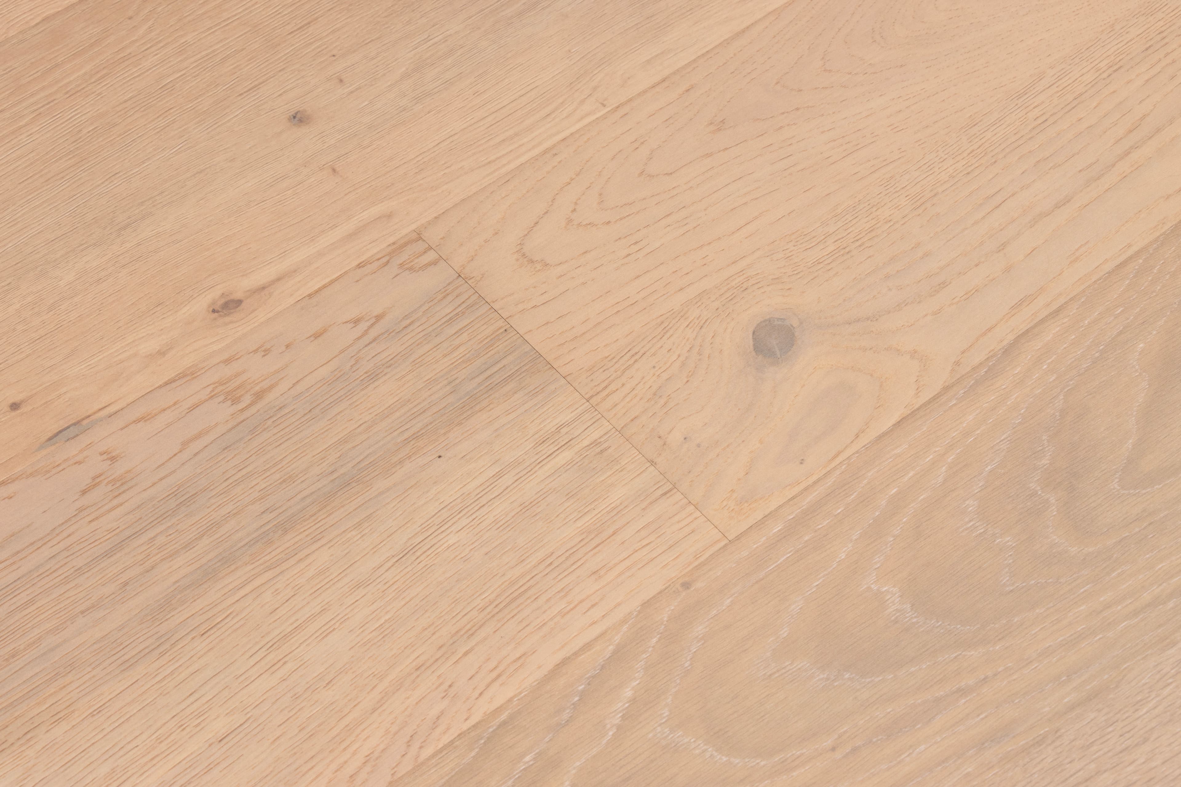 Half Moon Oak Mavericks Laminate Flooring - Image 5