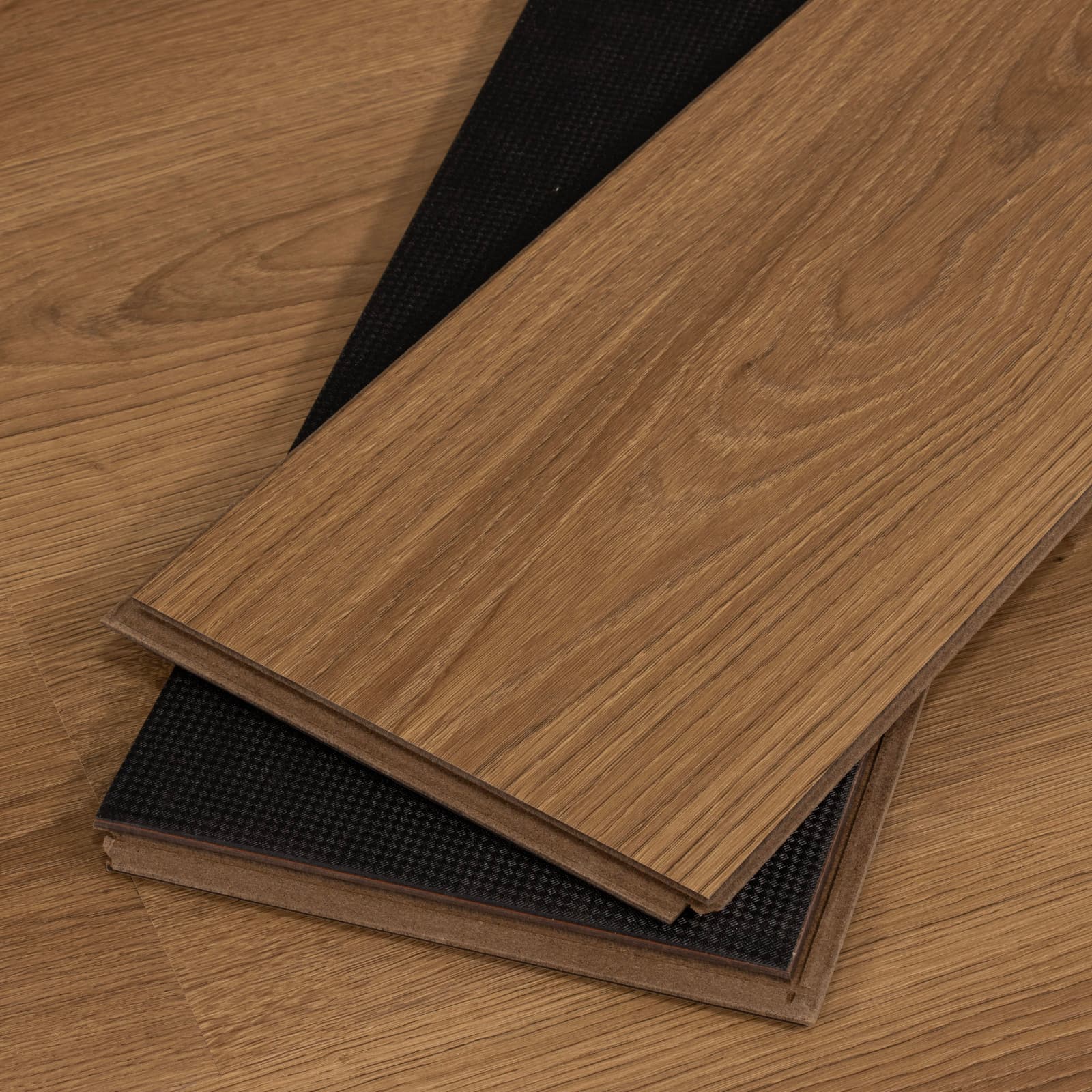 CALI Montara Oak Laminate Top Layer with High Density Wood Core Flooring Mavericks Collection