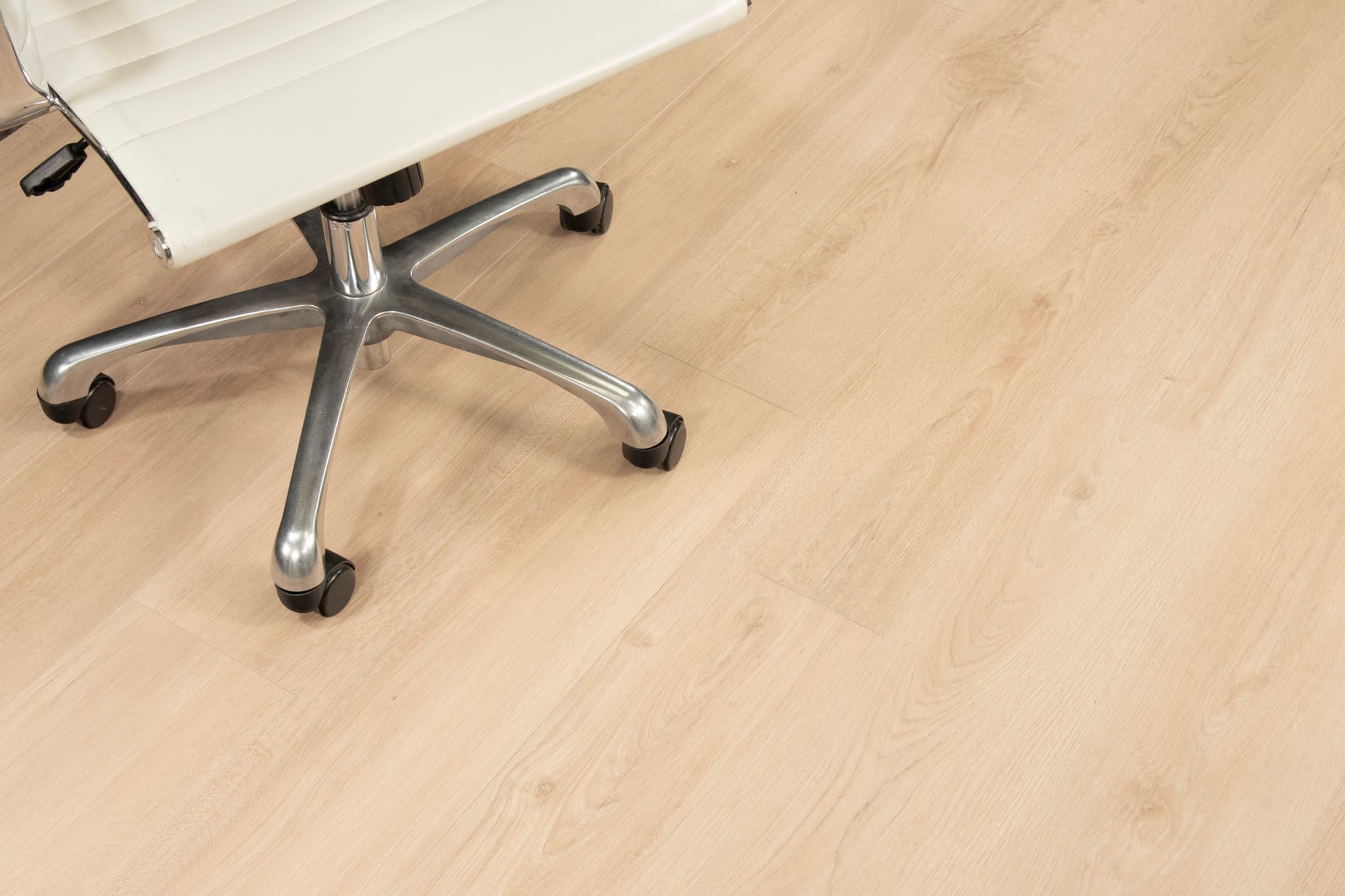 CALI Southern Salt Laminate Top Layer with High Density Wood Core Flooring Pacifica Collection - view 4