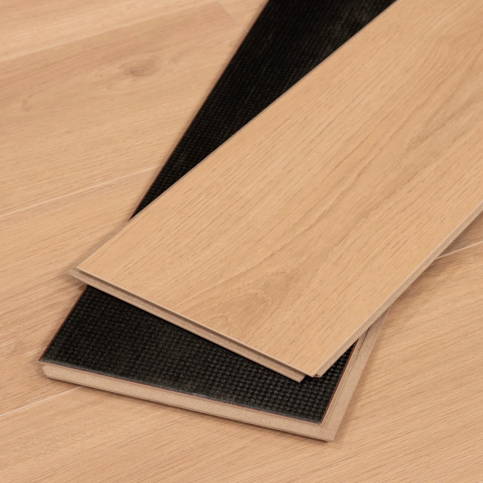 CALI San Pedro Surf Laminate Top Layer with High Density Wood Core Flooring — Pacifica Collection — detail view 6