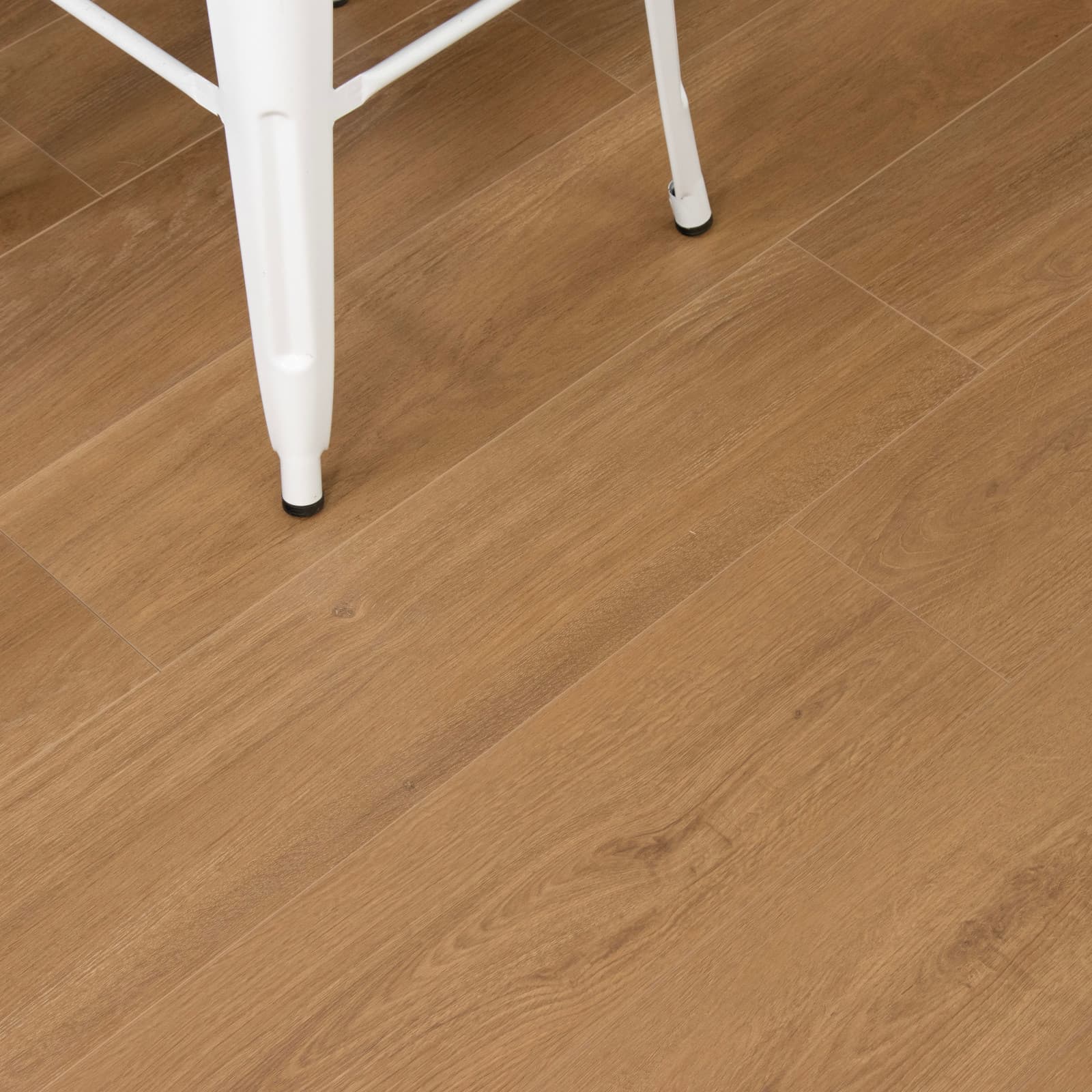 CALI Milagra Cove Laminate Top Layer with High Density Wood Core Flooring — Pacifica Collection — detail view 3