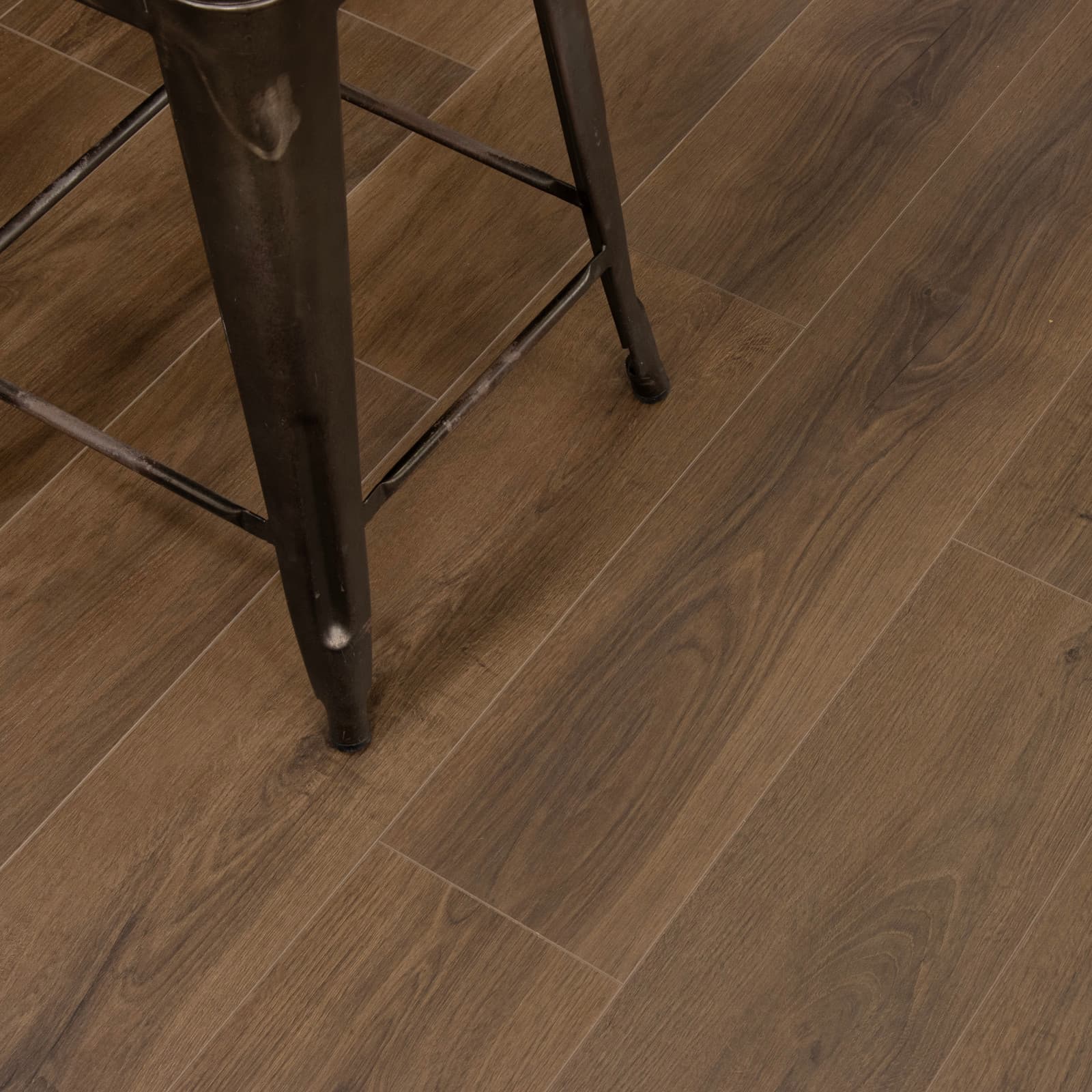CALI Reyes Reserve Laminate Top Layer with High Density Wood Core Flooring — Pacifica Collection — detail view 4