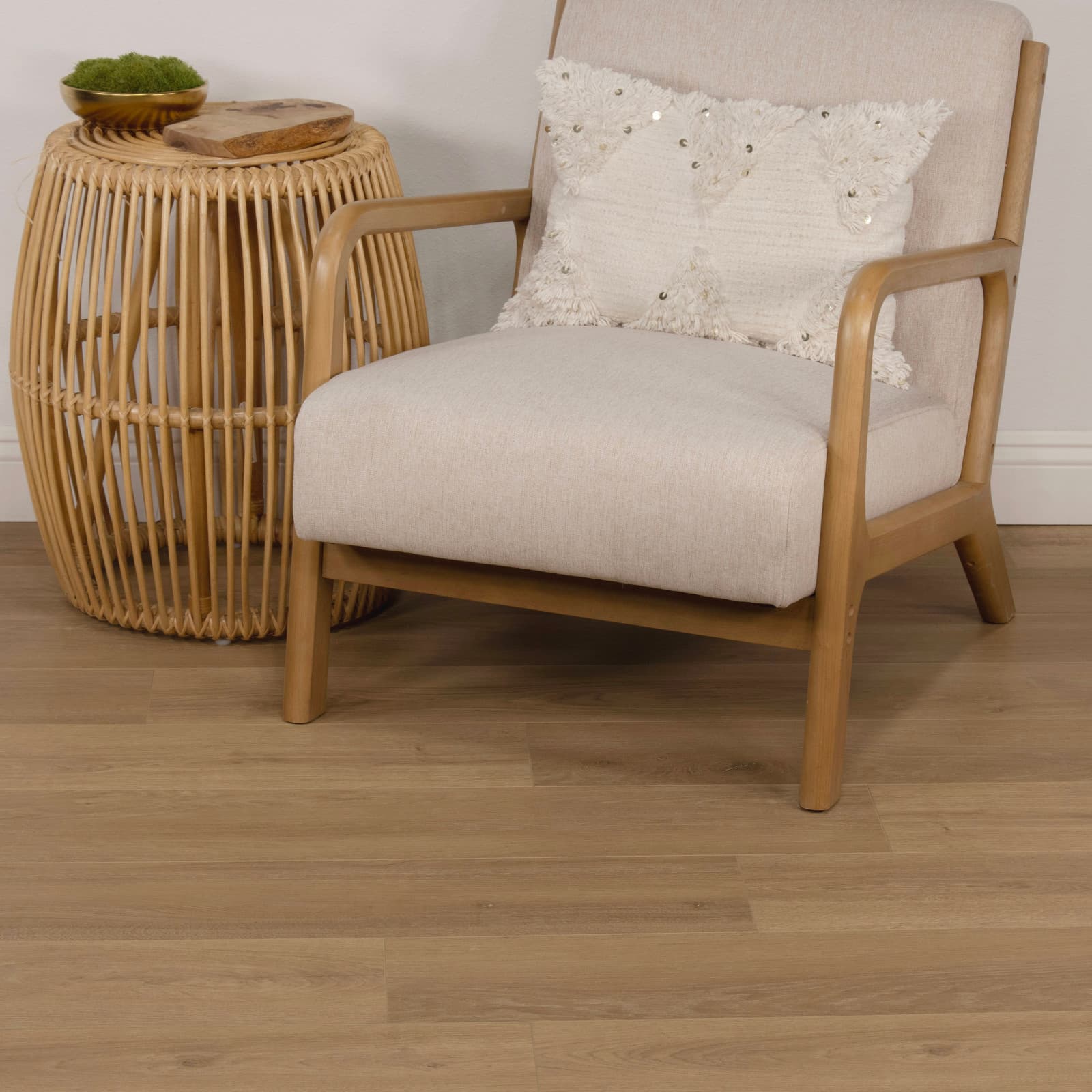 CALI Surfwood Laminate Top Layer with High Density Wood Core Flooring — Pacifica Collection — detail view 3