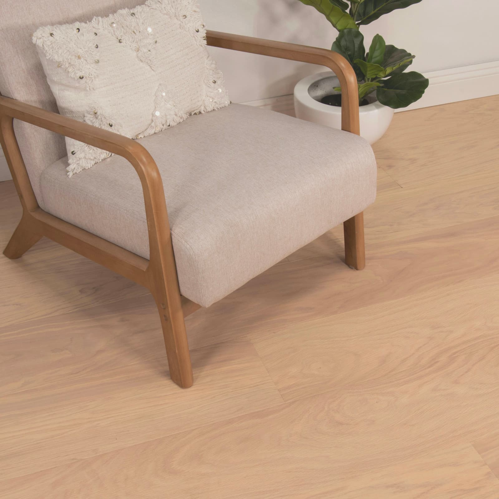 CALI Sycamore Buff Laminate Top Layer with High Density Wood Core Flooring — Santa Cruz Collection — detail view 3