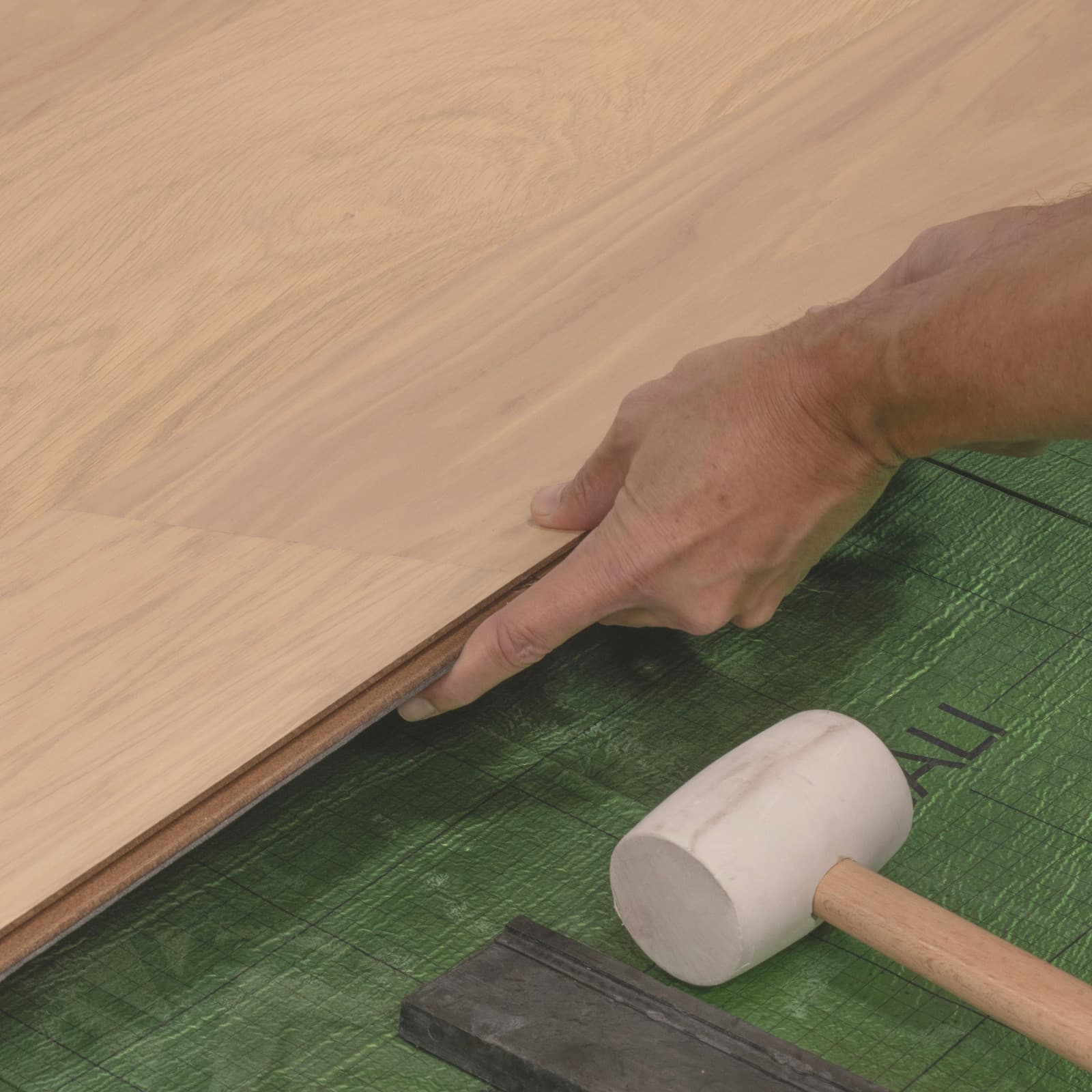 CALI Sycamore Buff Laminate Top Layer with High Density Wood Core Flooring — Santa Cruz Collection — detail view 4