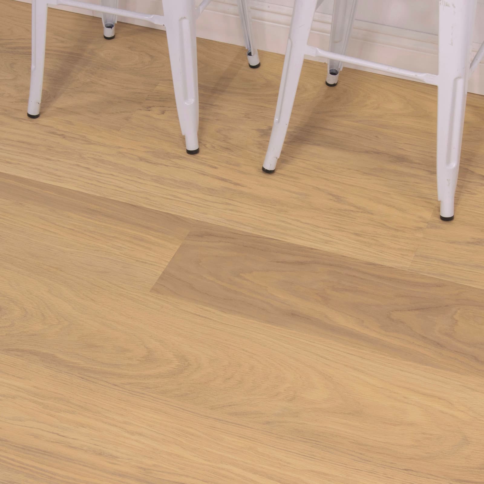 CALI Amber Retreat Laminate Top Layer with High Density Wood Core Flooring — Santa Cruz Collection — detail view 3