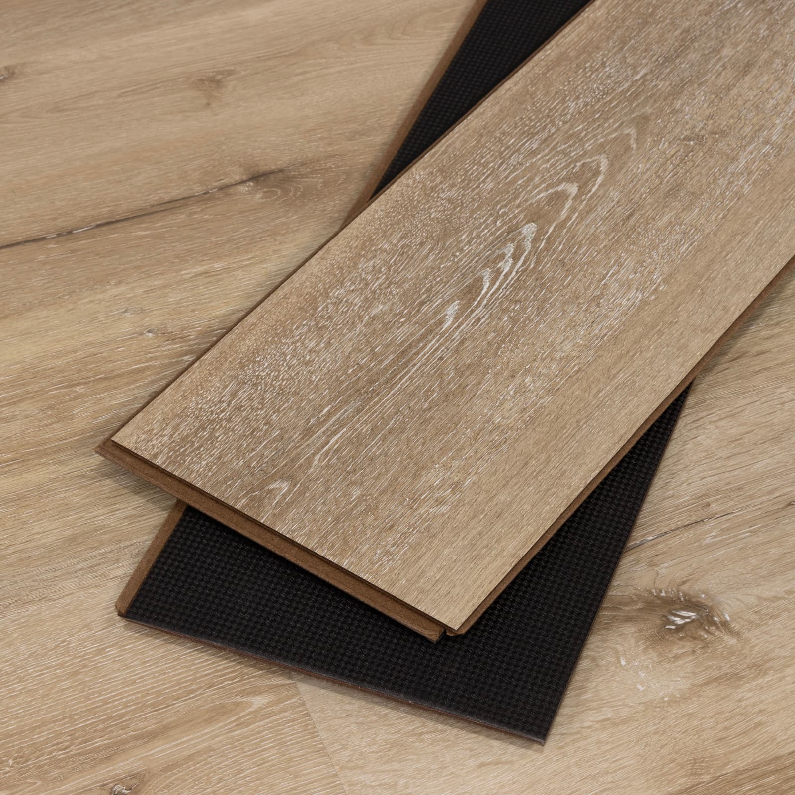 CALI Aged Hickory Laminate Top Layer with High Density Wood Core Flooring — Santa Cruz Collection — detail view 6