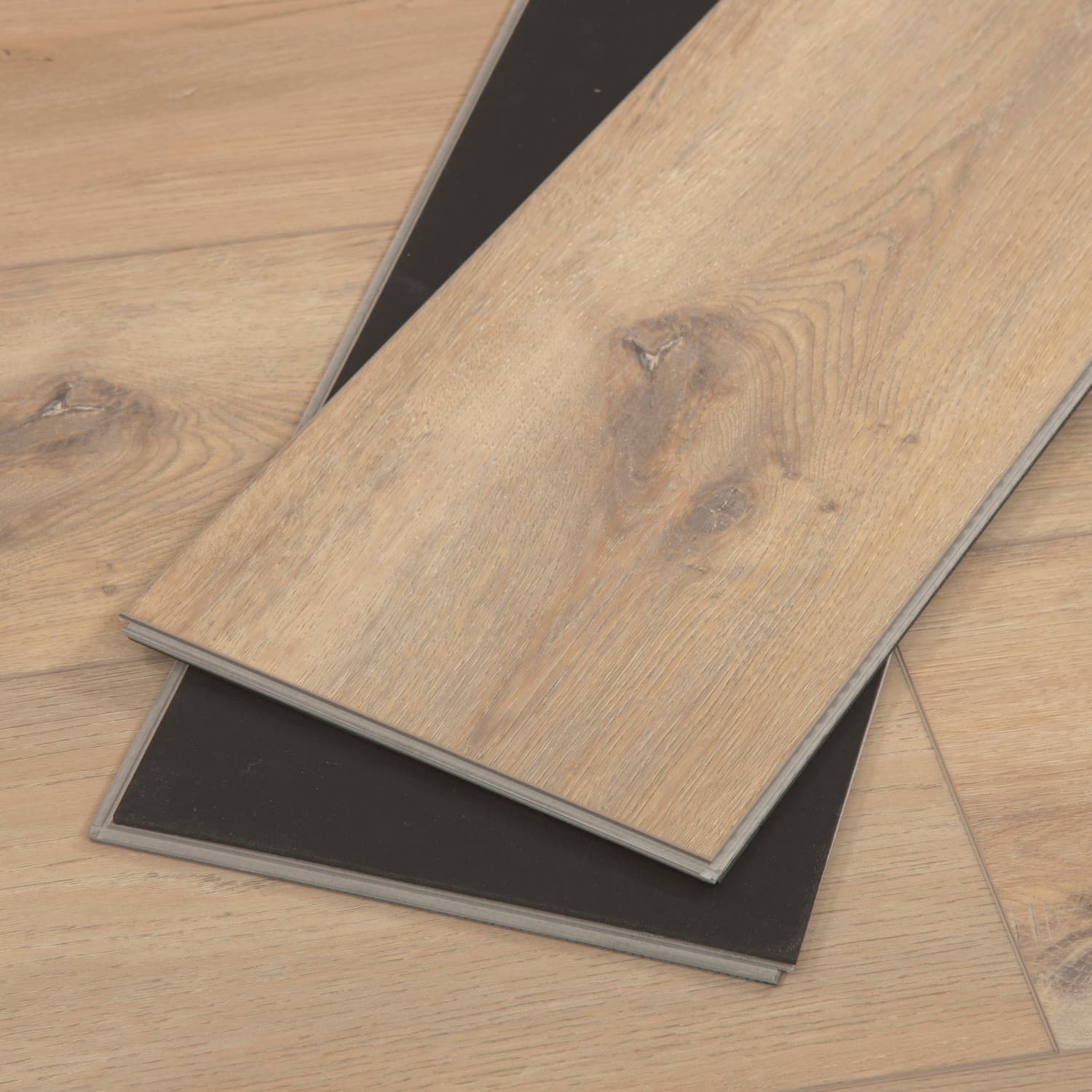 Reefwood Longboards Vinyl Flooring (Angle-Angle)