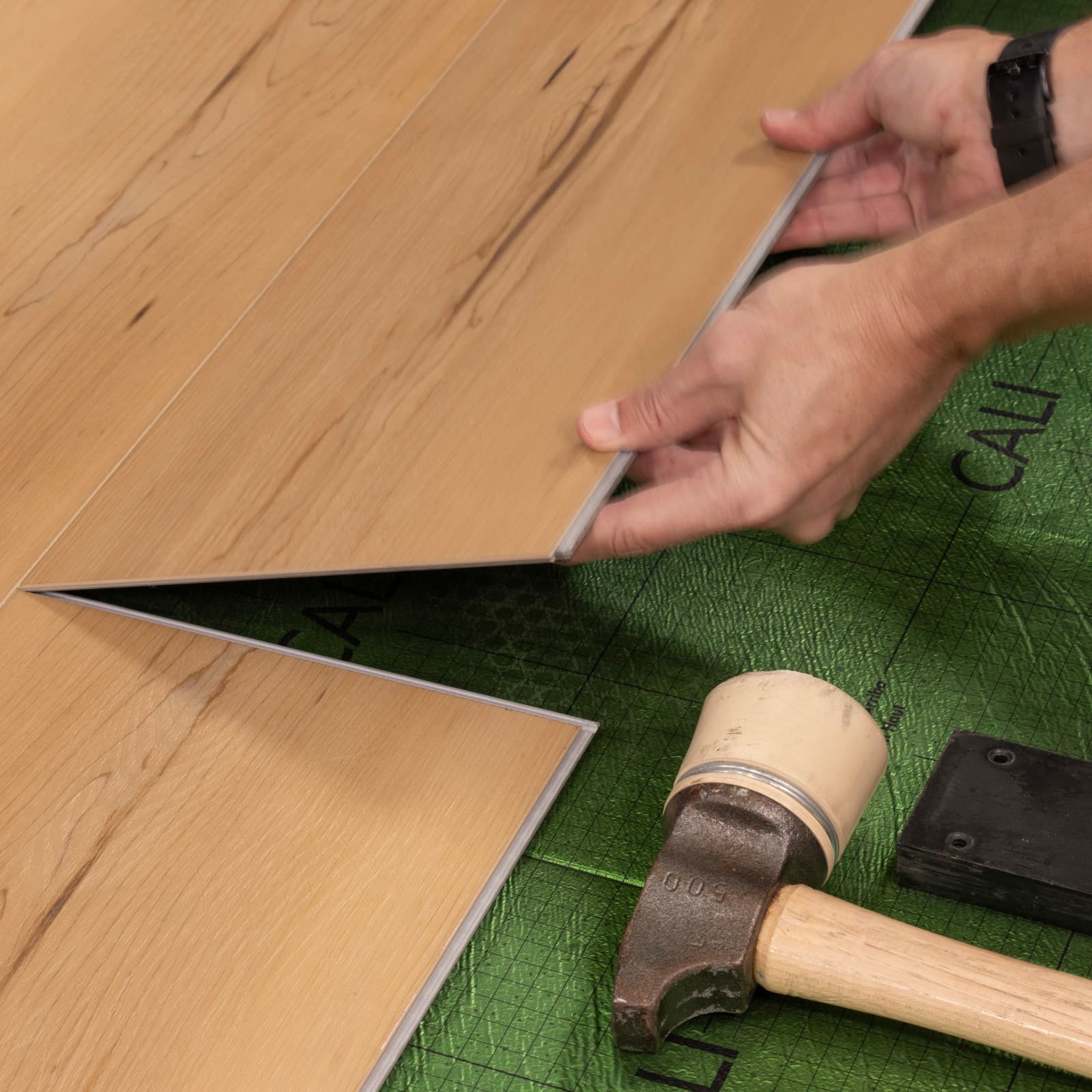 CALI Dana Landing 100% Waterproof GeoCore (SPC) Flooring — Longboards Collection — detail view 5