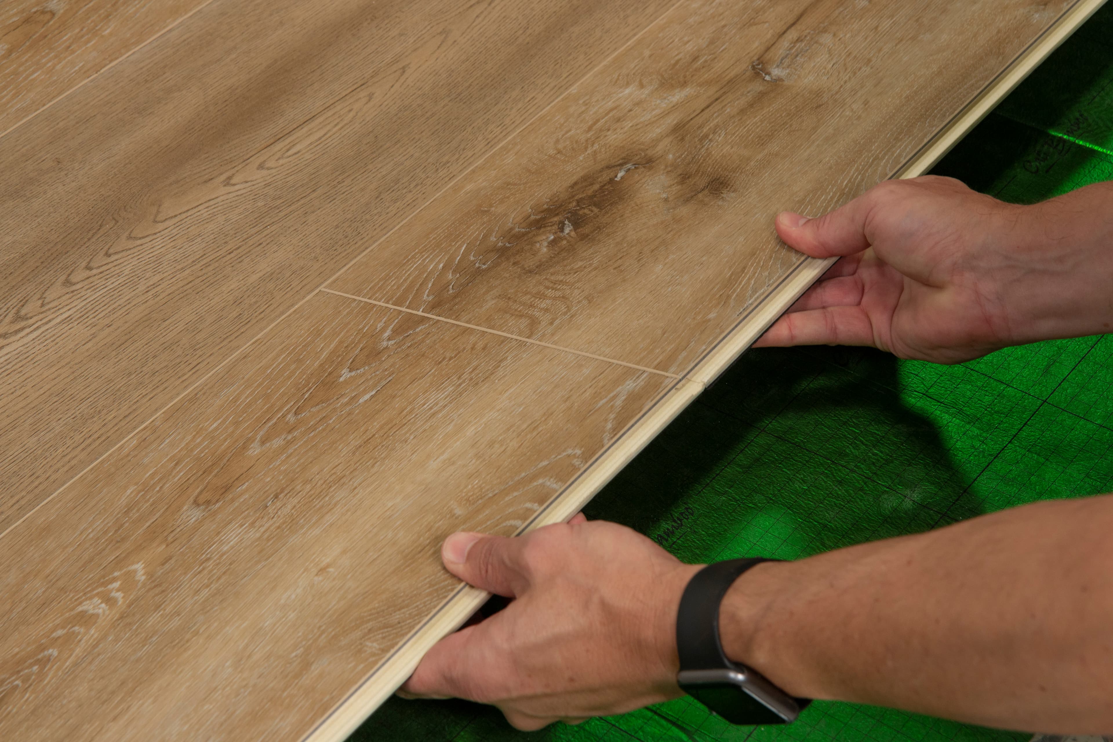 Golden Hour Oak Legends Vinyl Flooring - Image 5