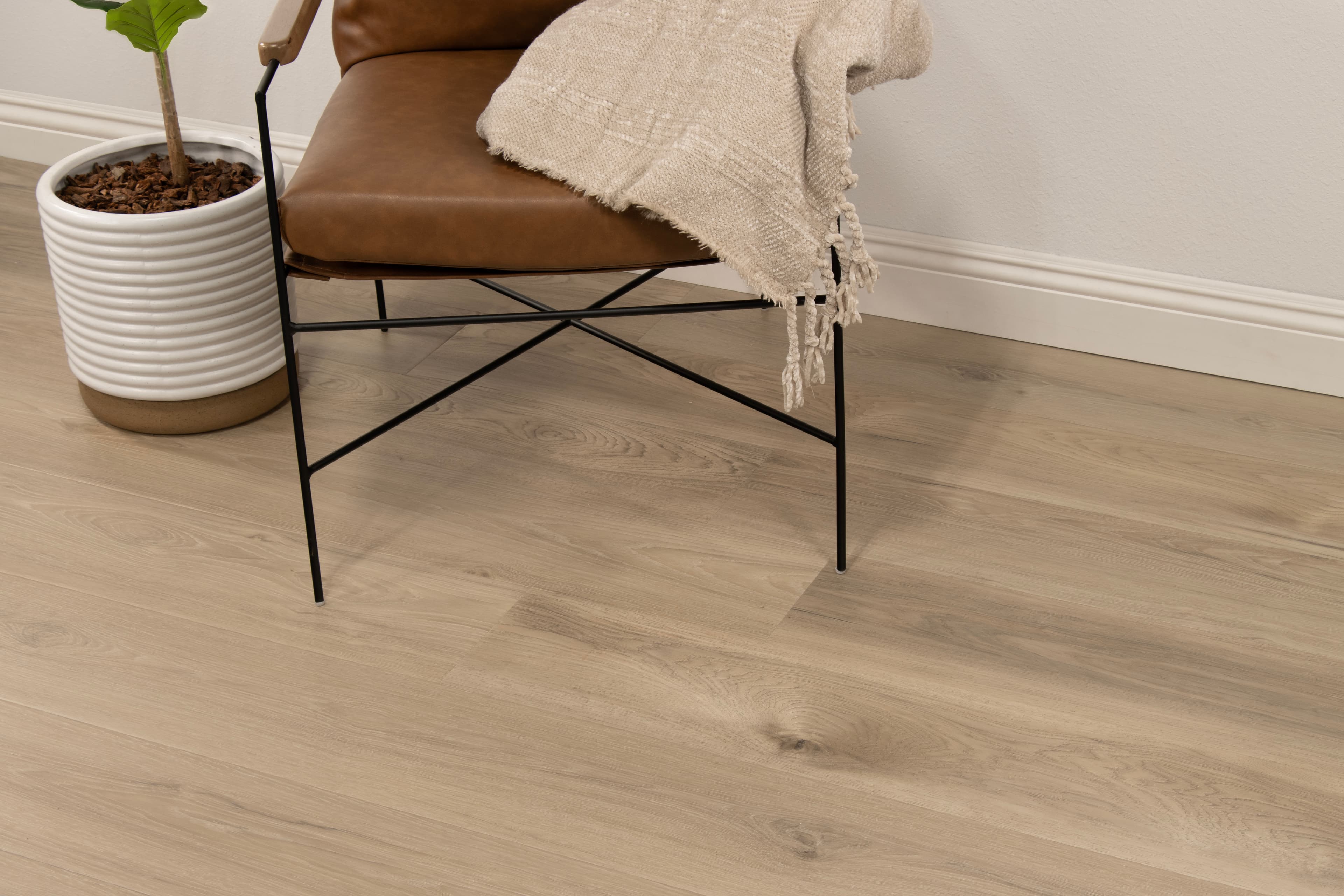 Artisan Shoal Laguna Vinyl Flooring - Image 3