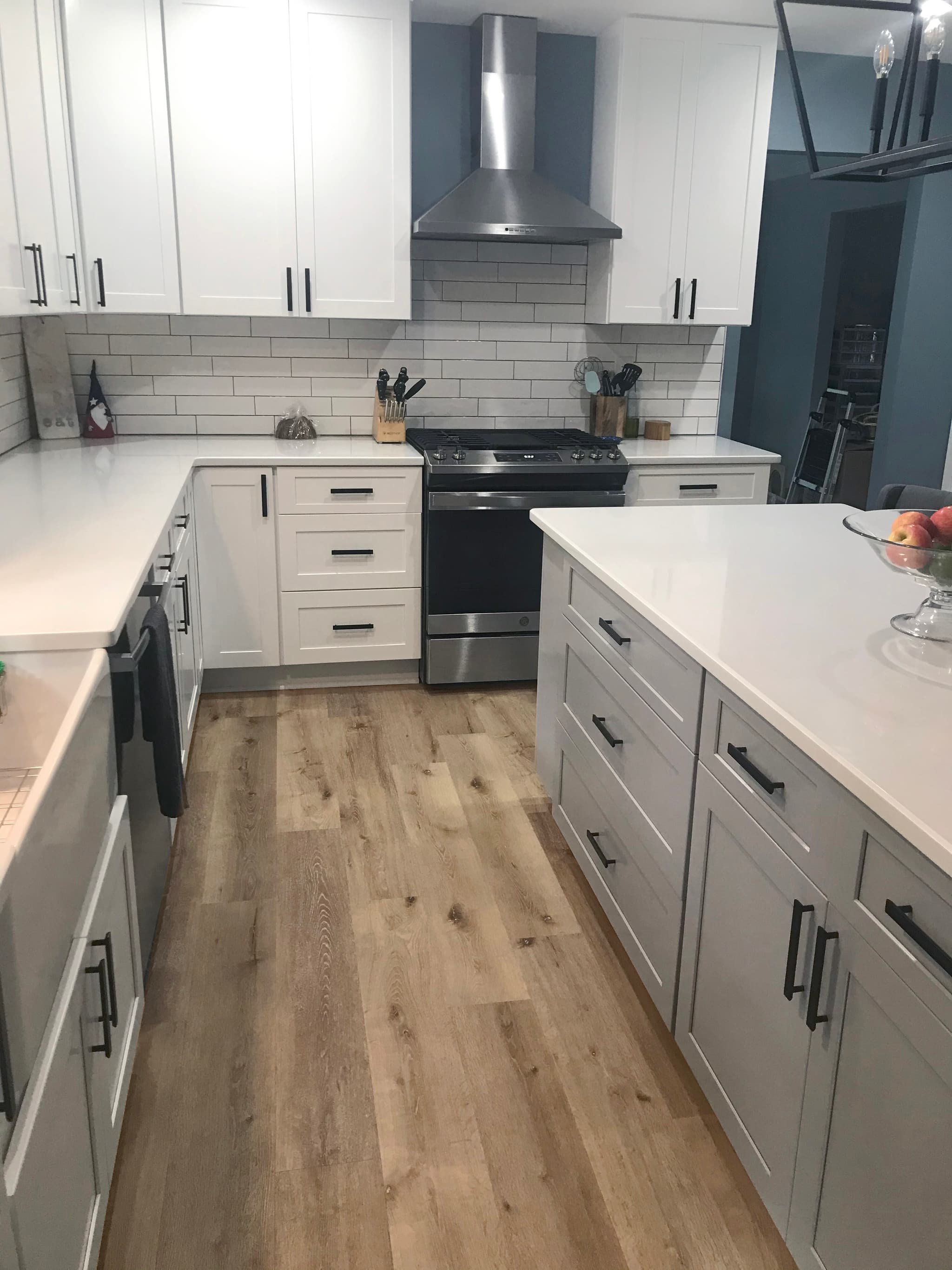 CALI Aged Hickory 100% Waterproof GeoCore® (SPC Composite) Flooring Select Collection - view 3