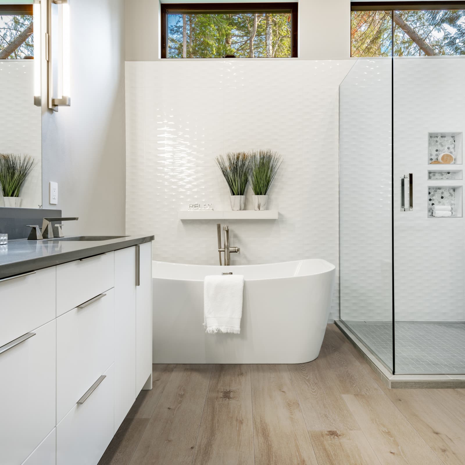 CALI Aged Hickory 100% Waterproof GeoCore (SPC) Flooring — Select Premium Collection