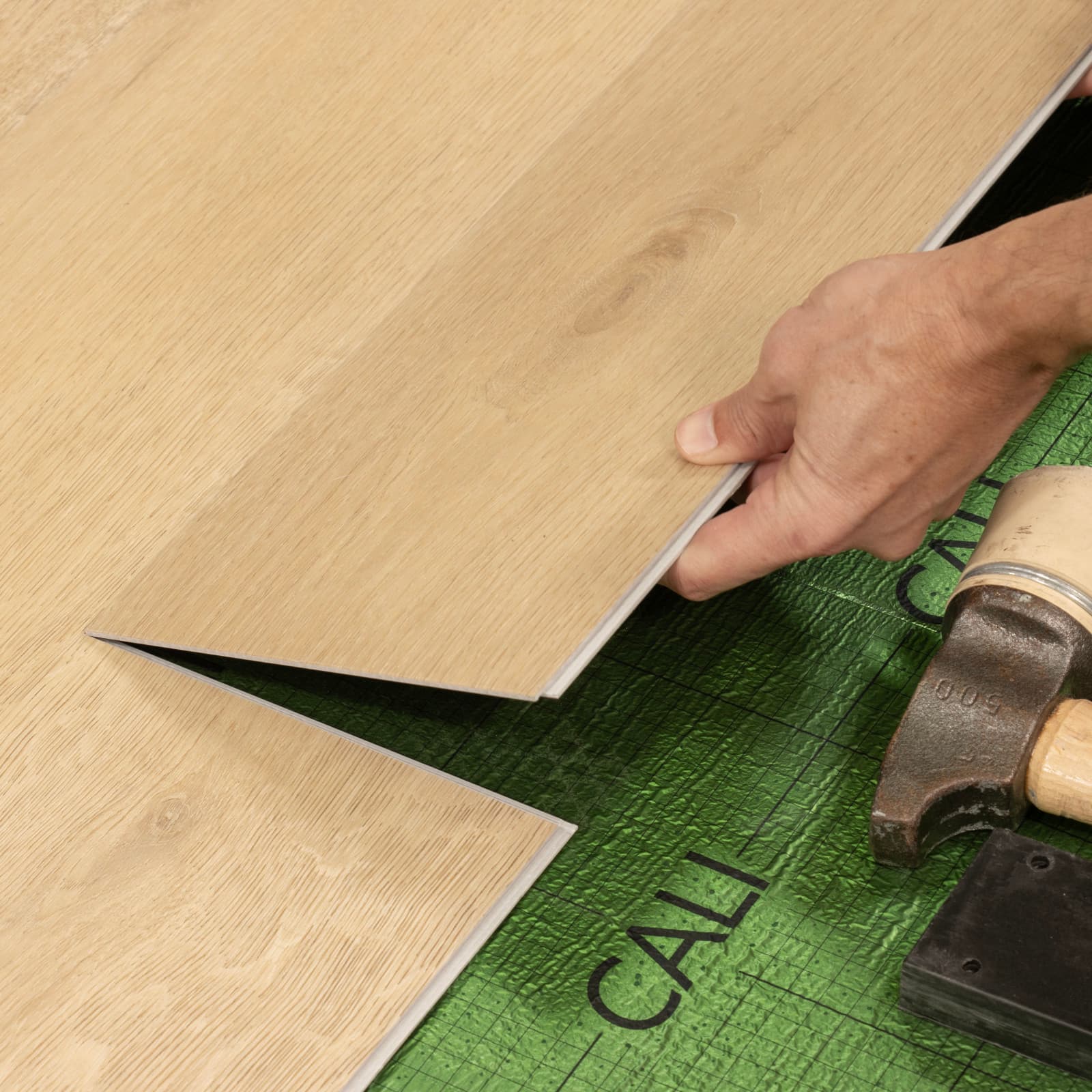 CALI Laguna Sand 100% Waterproof GeoCore (SPC) Flooring — Select Premium Collection — detail view 5