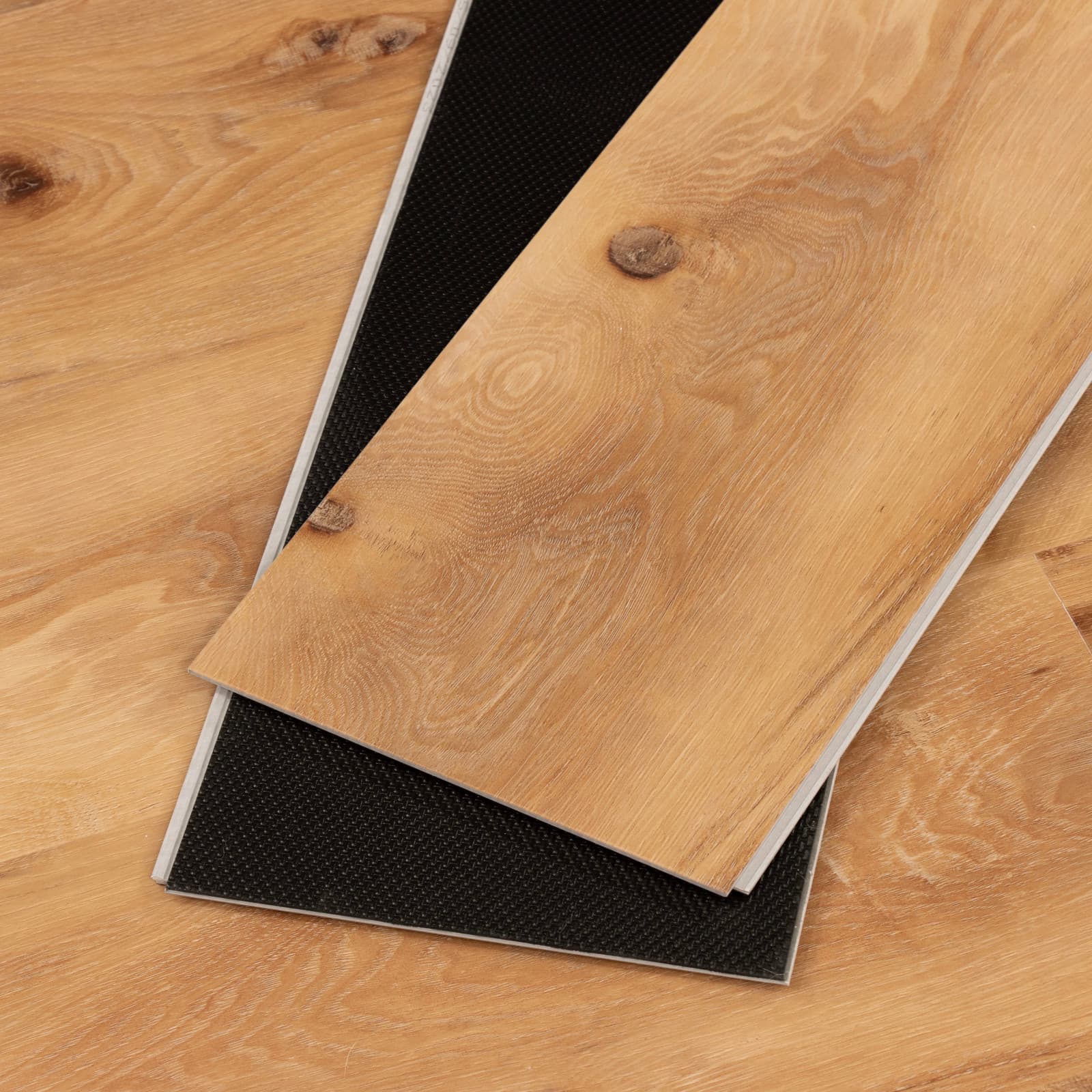 CALI North Shore Oak 100% Waterproof GeoCore (SPC) Flooring — Select Premium Collection — detail view 6