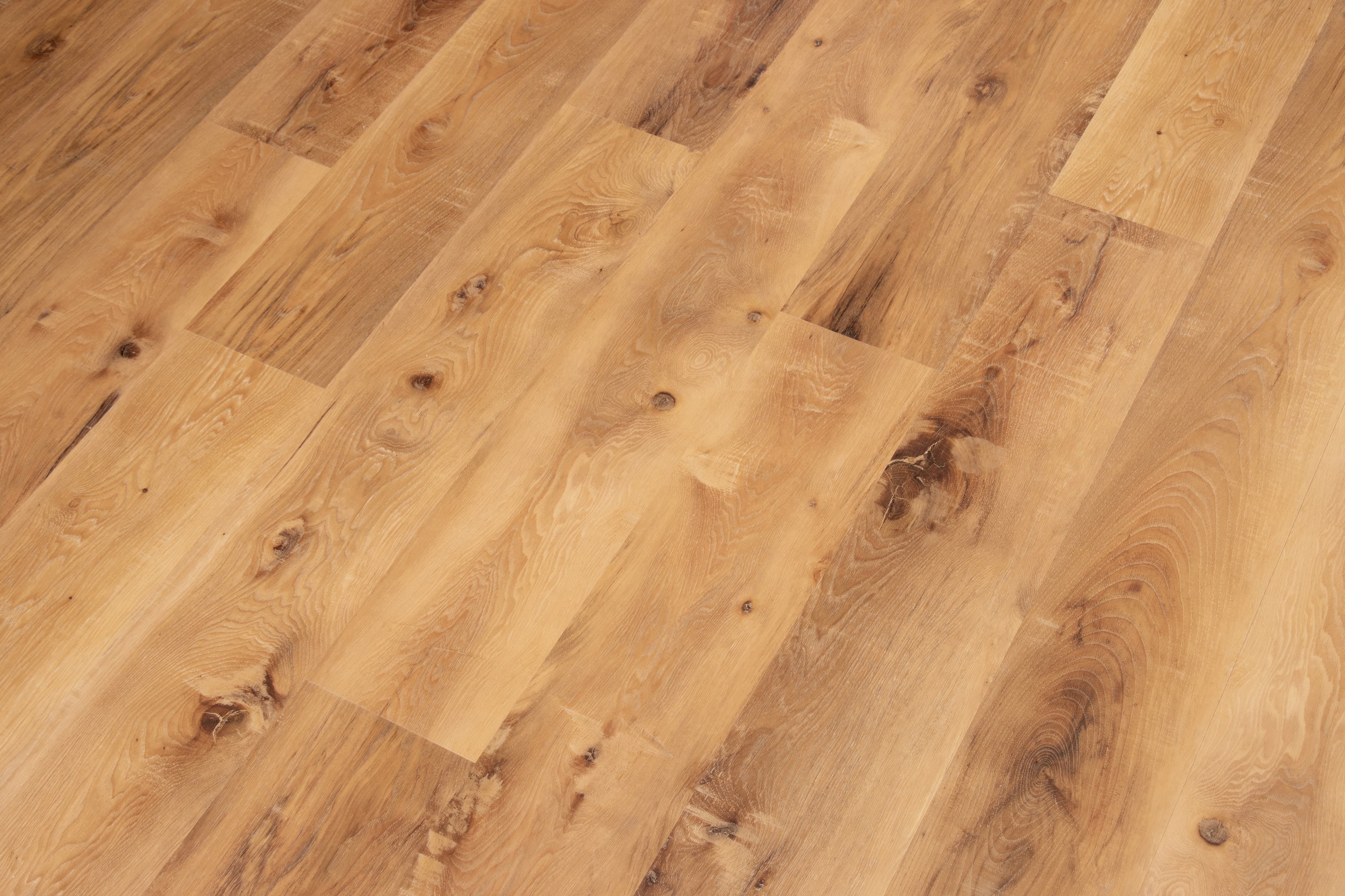 North Shore Oak Select Premium Vinyl Flooring - Image 6