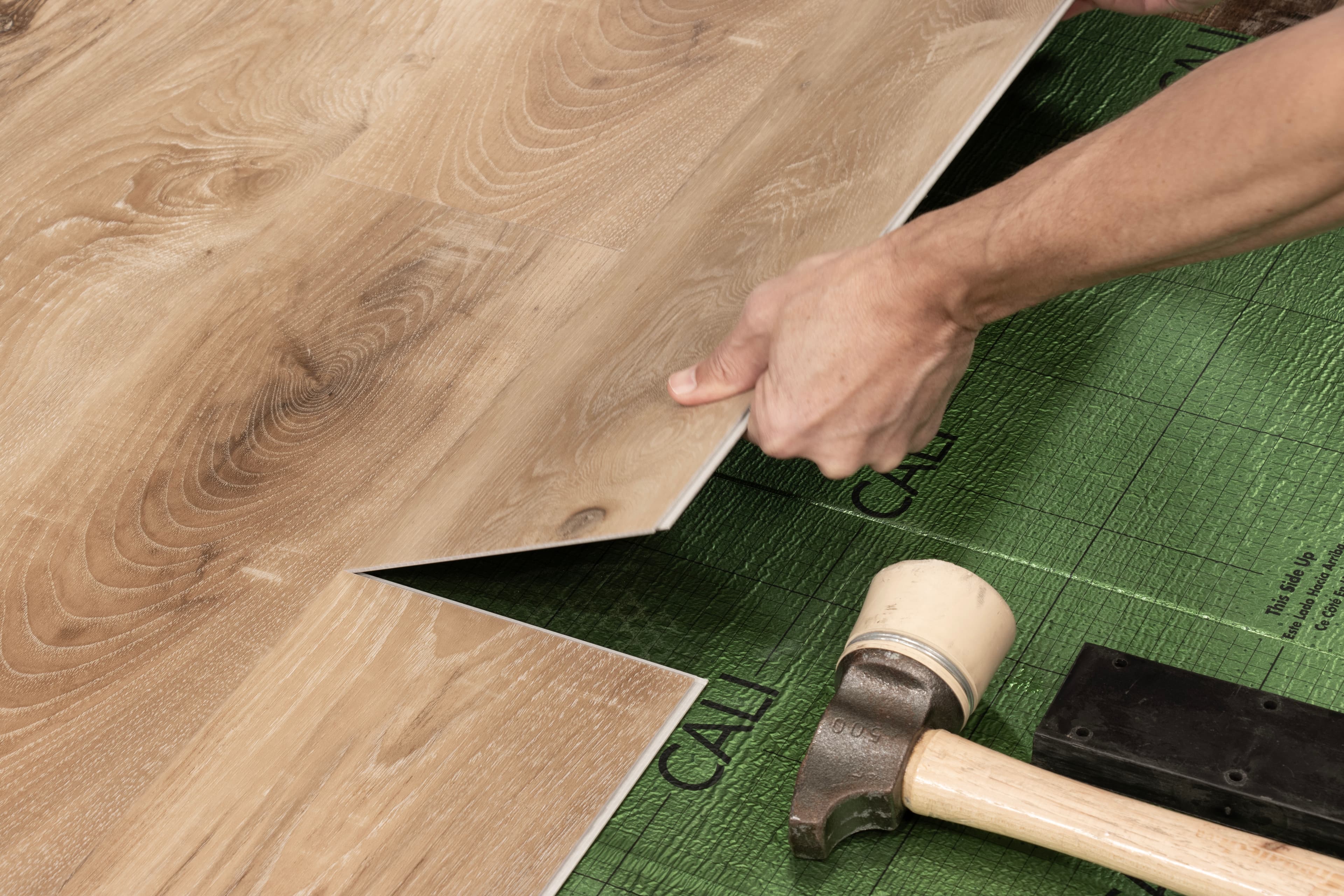 Seaboard Oak Select Premium Vinyl Flooring - Image 5