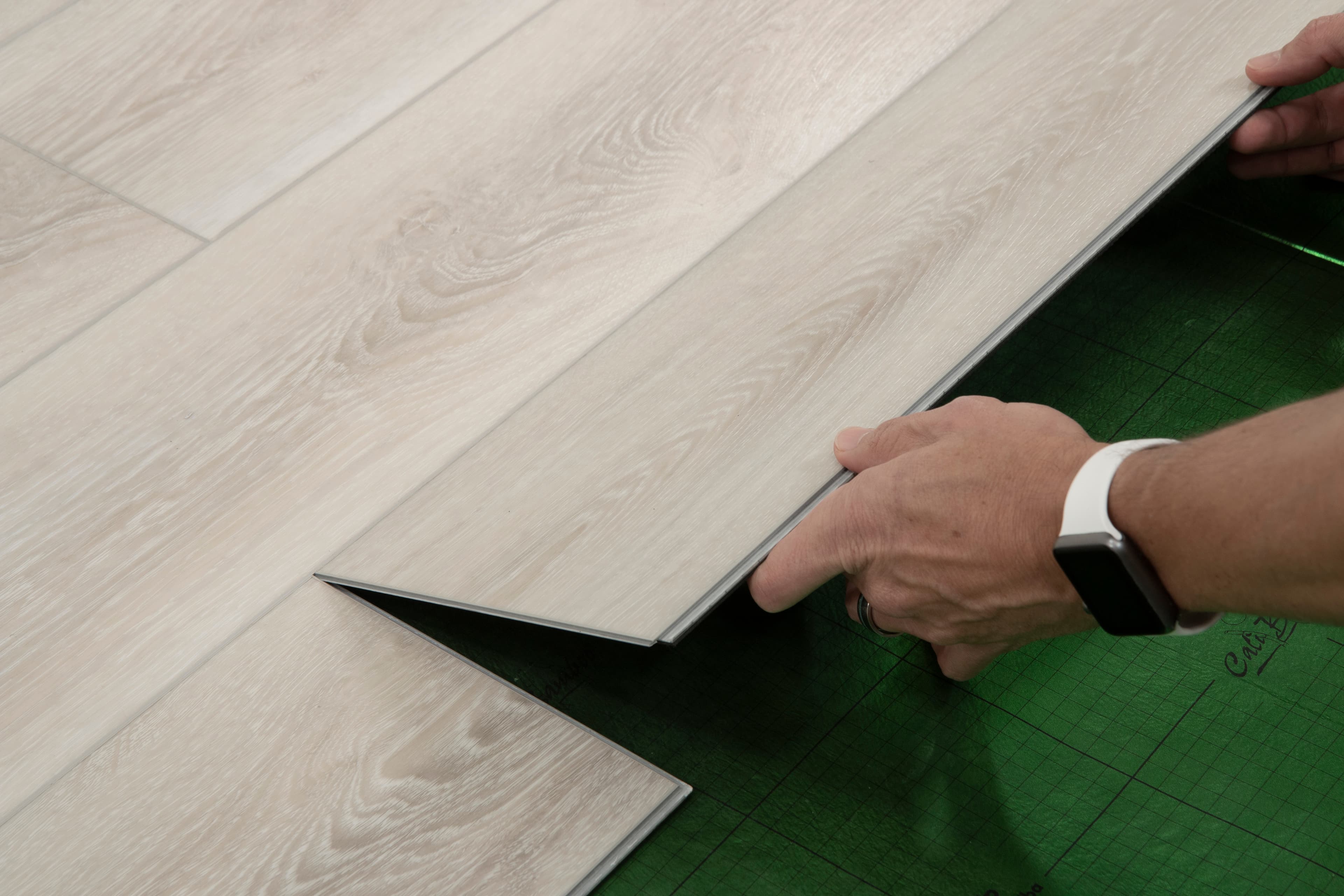 Castaway Oak Windansea Vinyl Flooring - Image 5