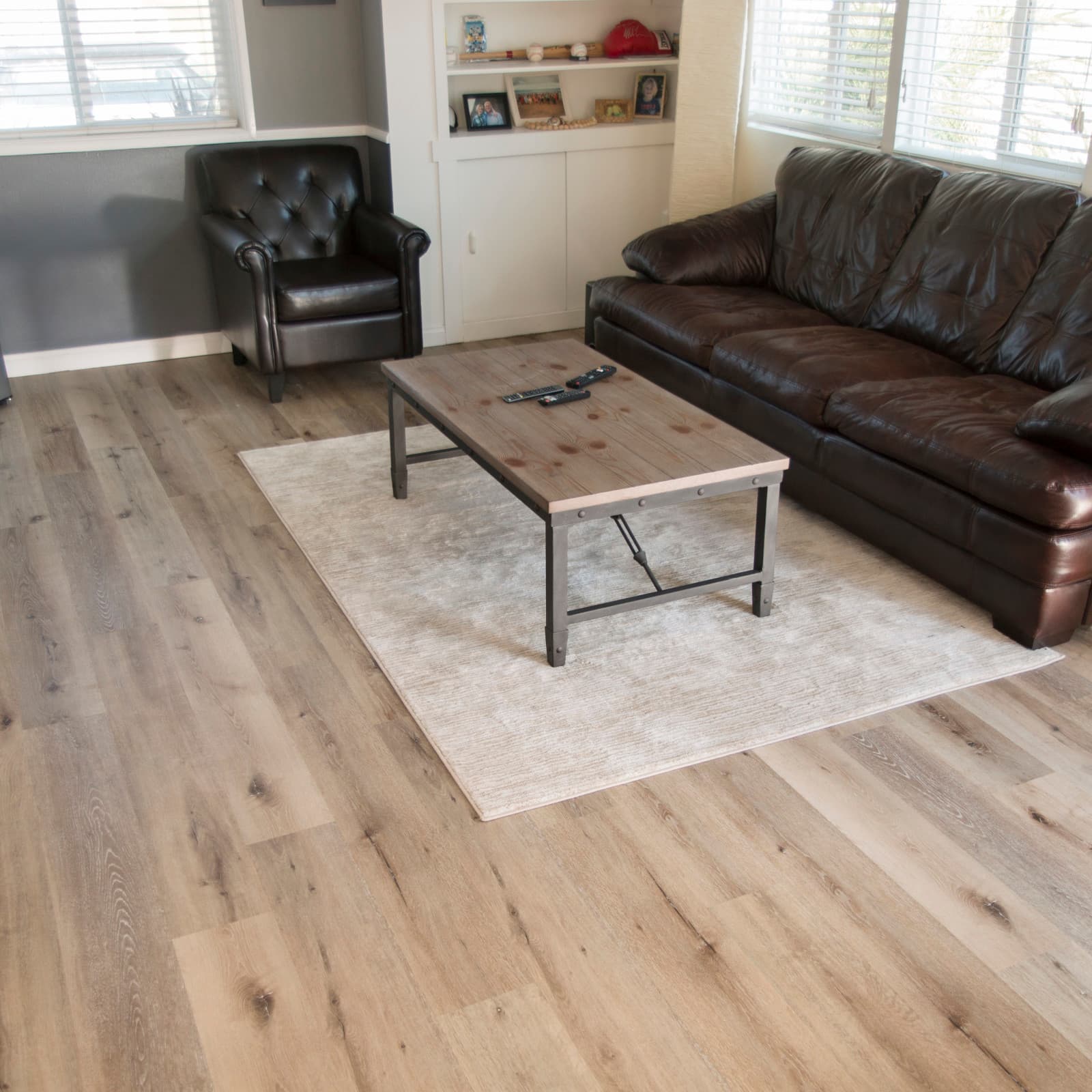 CALI Aged Hickory Flooring — Windansea Low Tide Collection — detail view 4