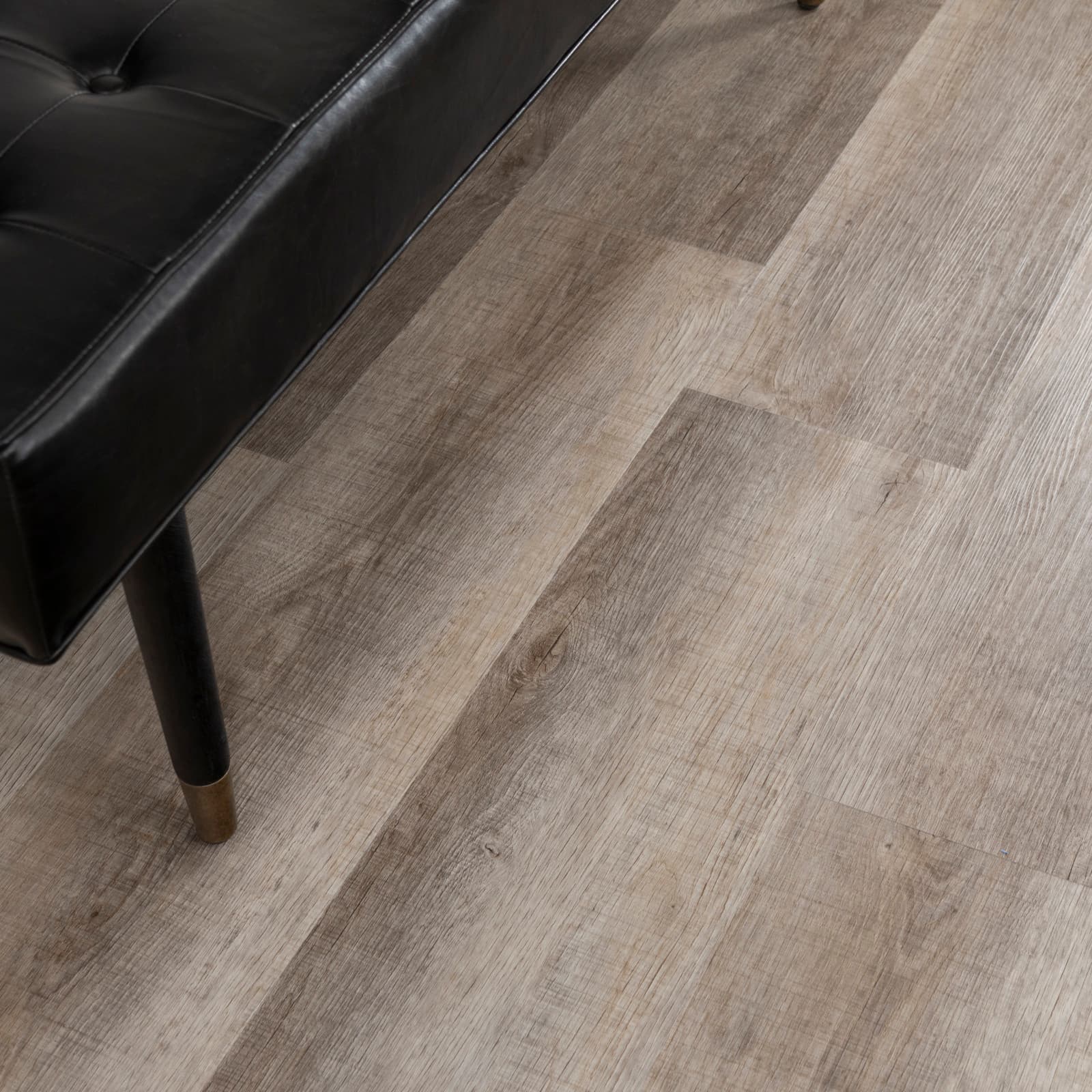 CALI Seaswept Oak 100% Waterproof Stone Plastic Composite (SPC) Flooring — Select XL Collection — detail view 3