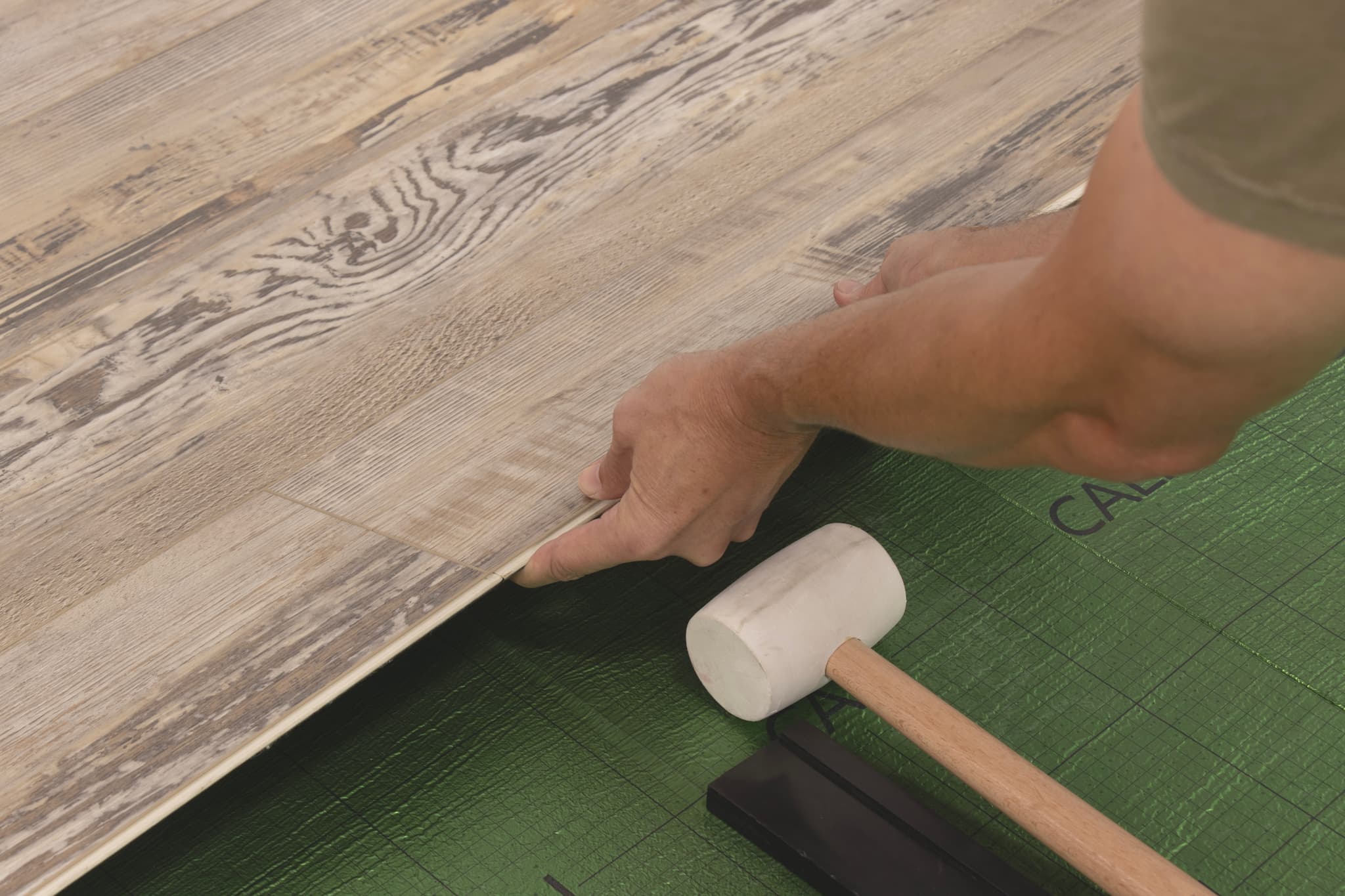 CALI Top Tie 100% Waterproof (WPC) Flooring Trestles Collection - view 5