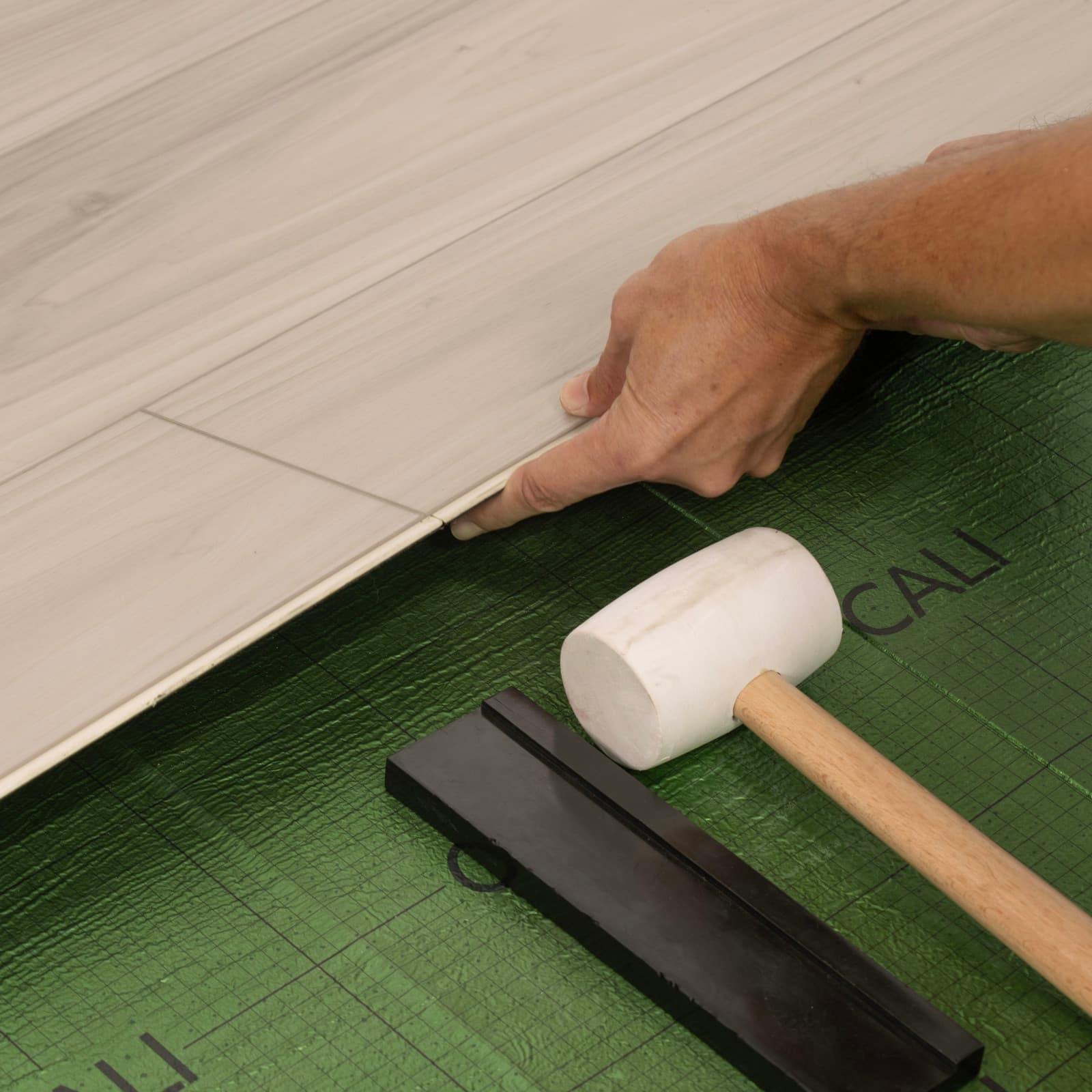 CALI Railway Gray 100% Waterproof (WPC) Flooring Trestles Collection - view 4