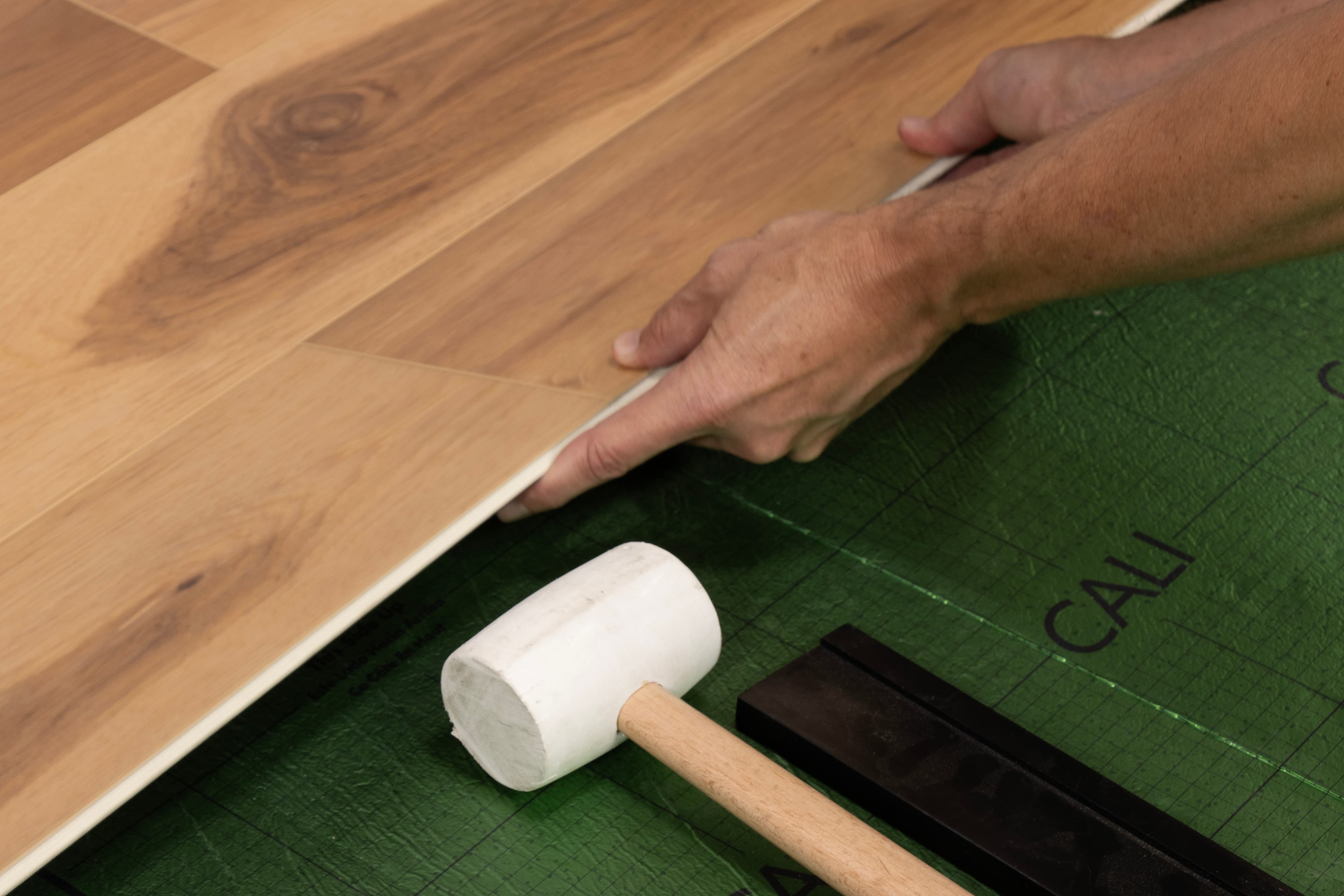 South Seas Oak Trestles Vinyl Plank Flooring - Image 4