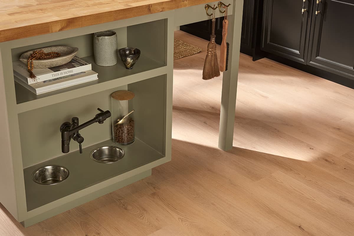 MSI Everlife Runmill Isle Glue Down Luxury Vinyl Flooring — Acclima Collection — detail view 5