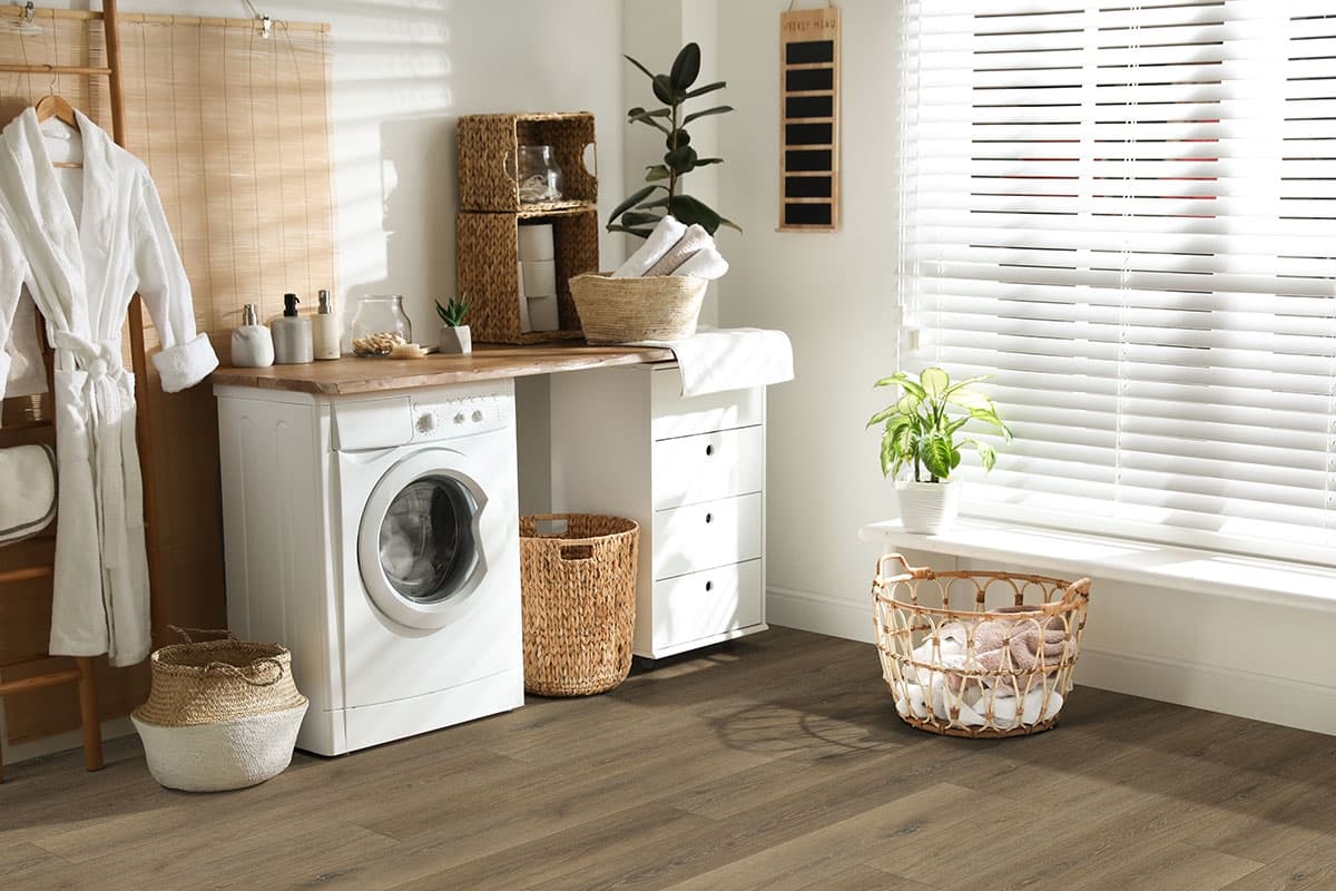 MSI Everlife Hybrid Delray 100% Waterproof Hybrid Rigid Core Flooring — Smithcliffs Collection — detail view 3