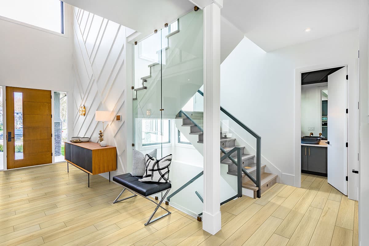 MSI Everlife Hybrid Glenbury Oak 100% Waterproof Hybrid Rigid Core Flooring — Smithcliffs Collection — detail view 5