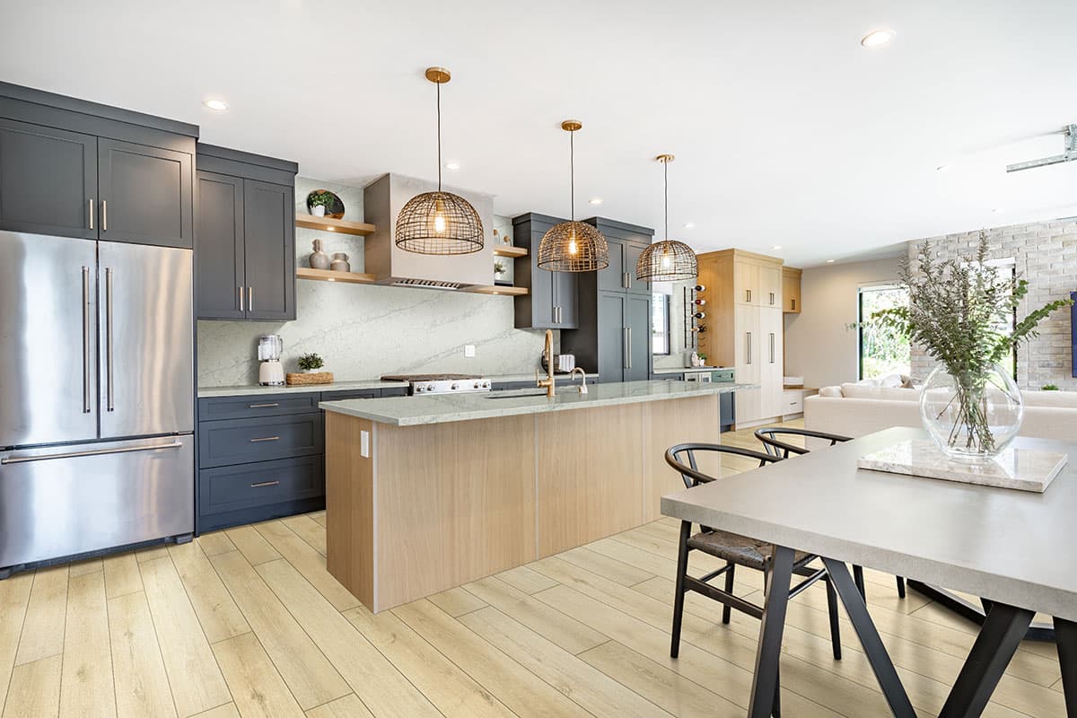 MSI Everlife Hybrid Lanston Oak 100% Waterproof Hybrid Rigid Core Flooring — Smithcliffs Collection — detail view 3