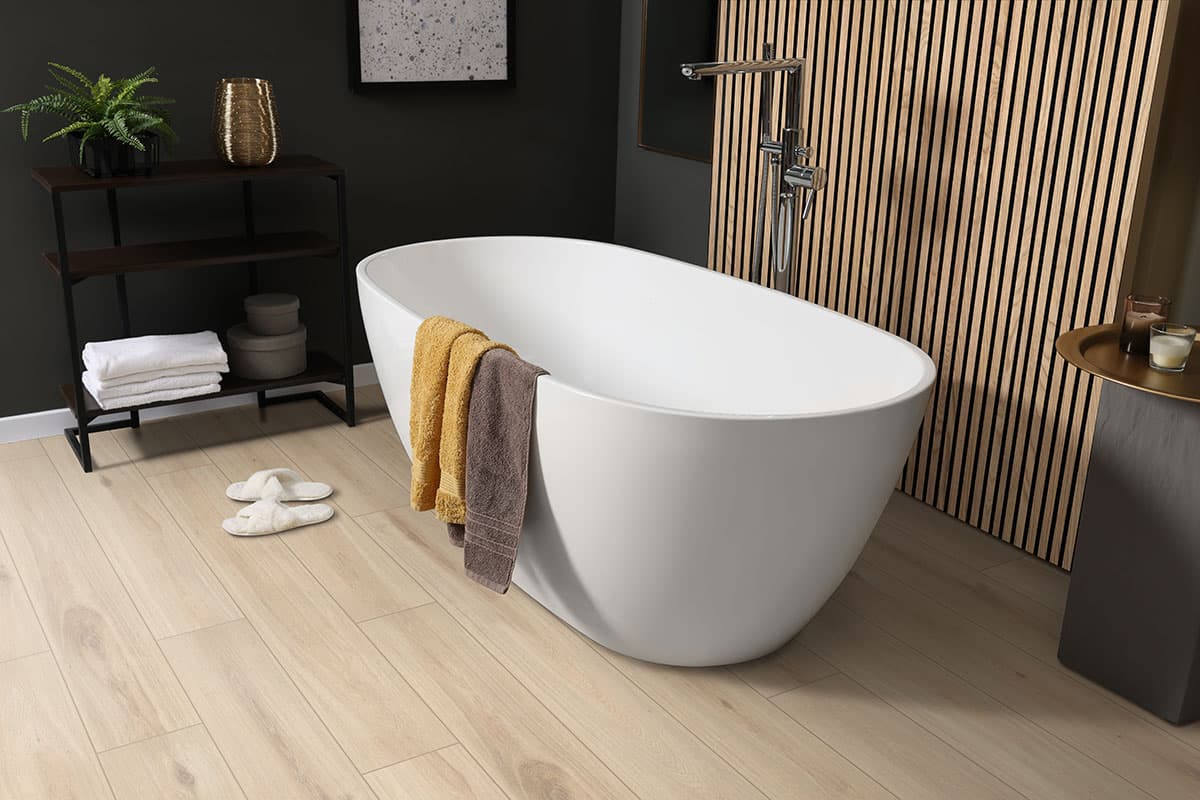 MSI Everlife Hybrid Sunnyvale 100% Waterproof Hybrid Rigid Core Flooring — Smithcliffs Collection — installed in room
