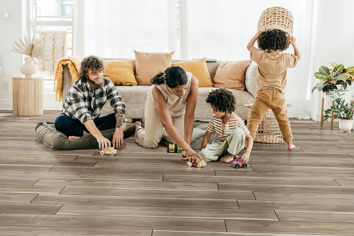 MSI Everlife Highcliffe Greige 100% Waterproof Rigid Core (SPC) Flooring — Andover Collection — detail view 3