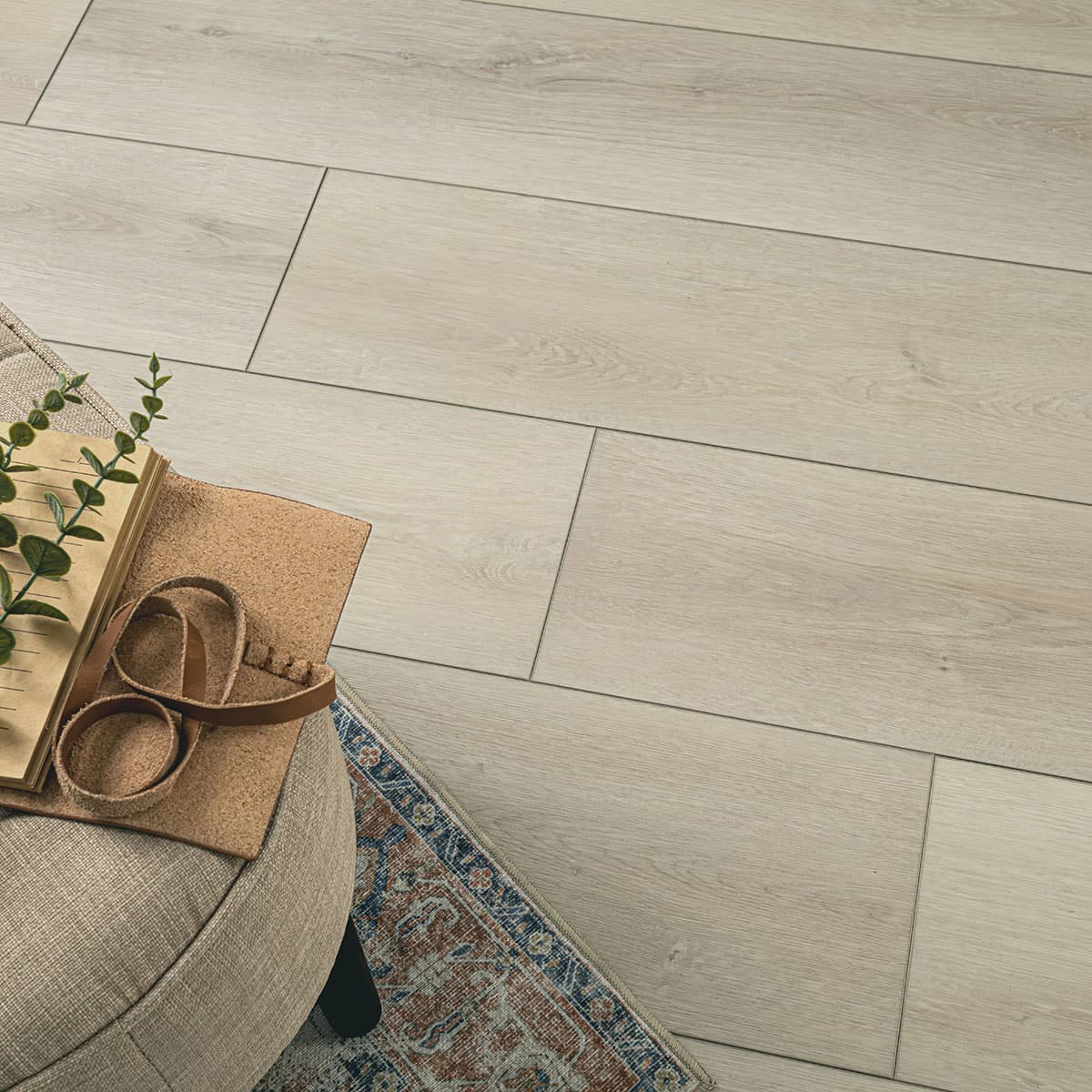 MSI Everlife Honeybella Oak 100% Waterproof Rigid Core (SPC) Flooring — XL Prescott Collection — detail view 6