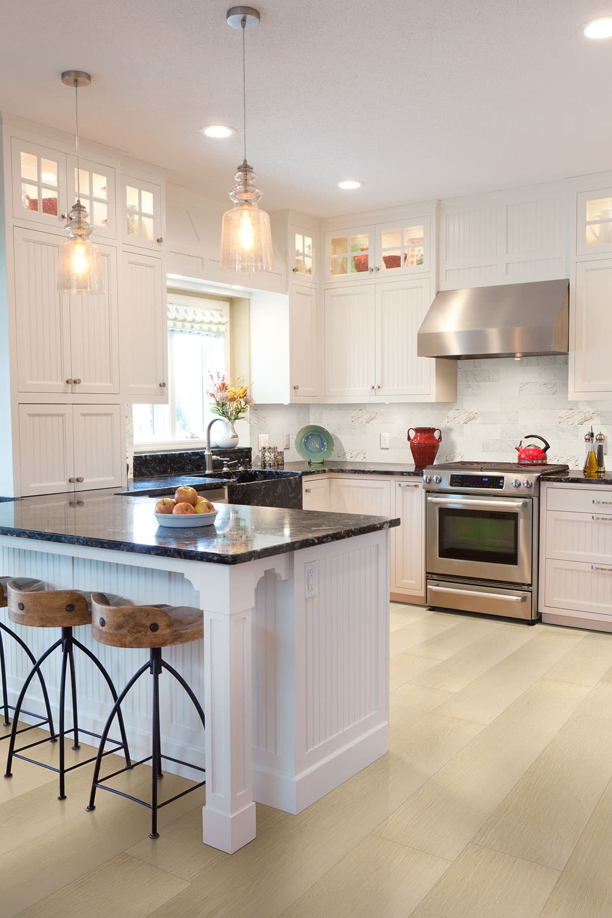 MSI Everlife Lenexa Creek 100% Waterproof Rigid Core (SPC) Flooring — XL Cyrus Collection — detail view 3